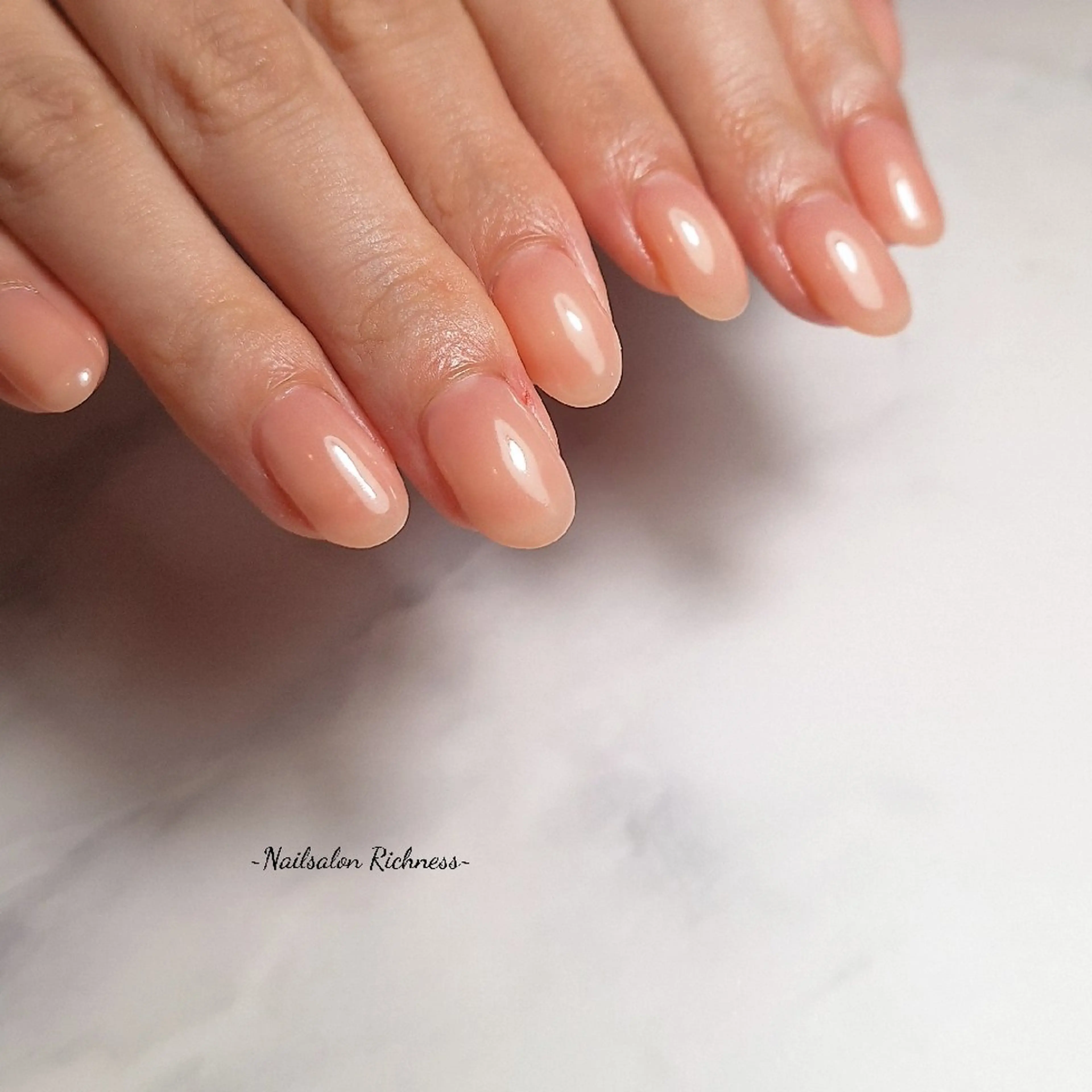 【現在ジェルネイルしていない方向け】オフなしワンカラー・持ち込みデザインなどの写真