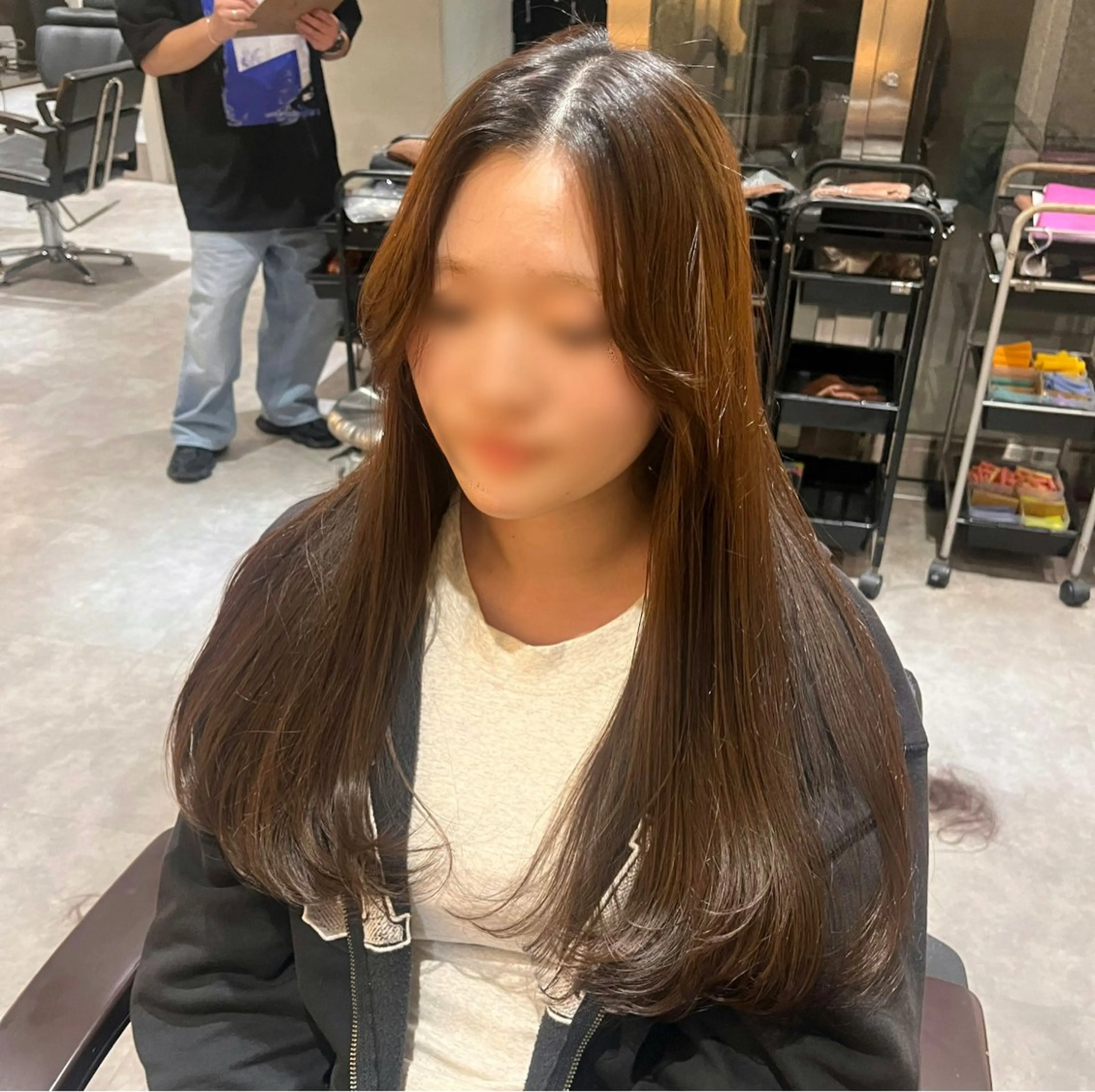 ロング レイヤーカット/ うる艶カラー/ユイのヘアスタイル