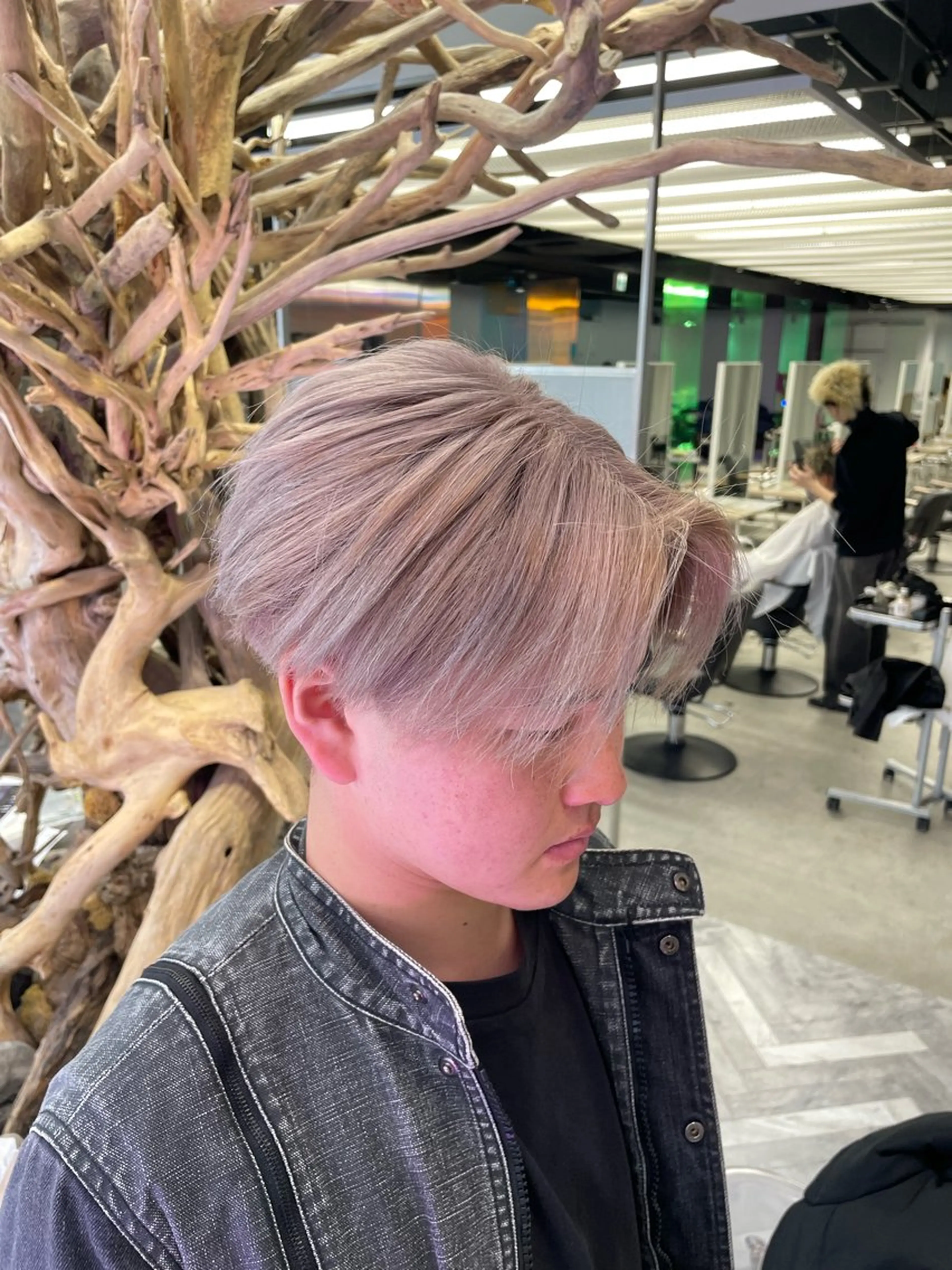 カラー メンズ カット ヘアカラー カンナ【Y2Kネイル /コーンロウ】のネイルデザイン