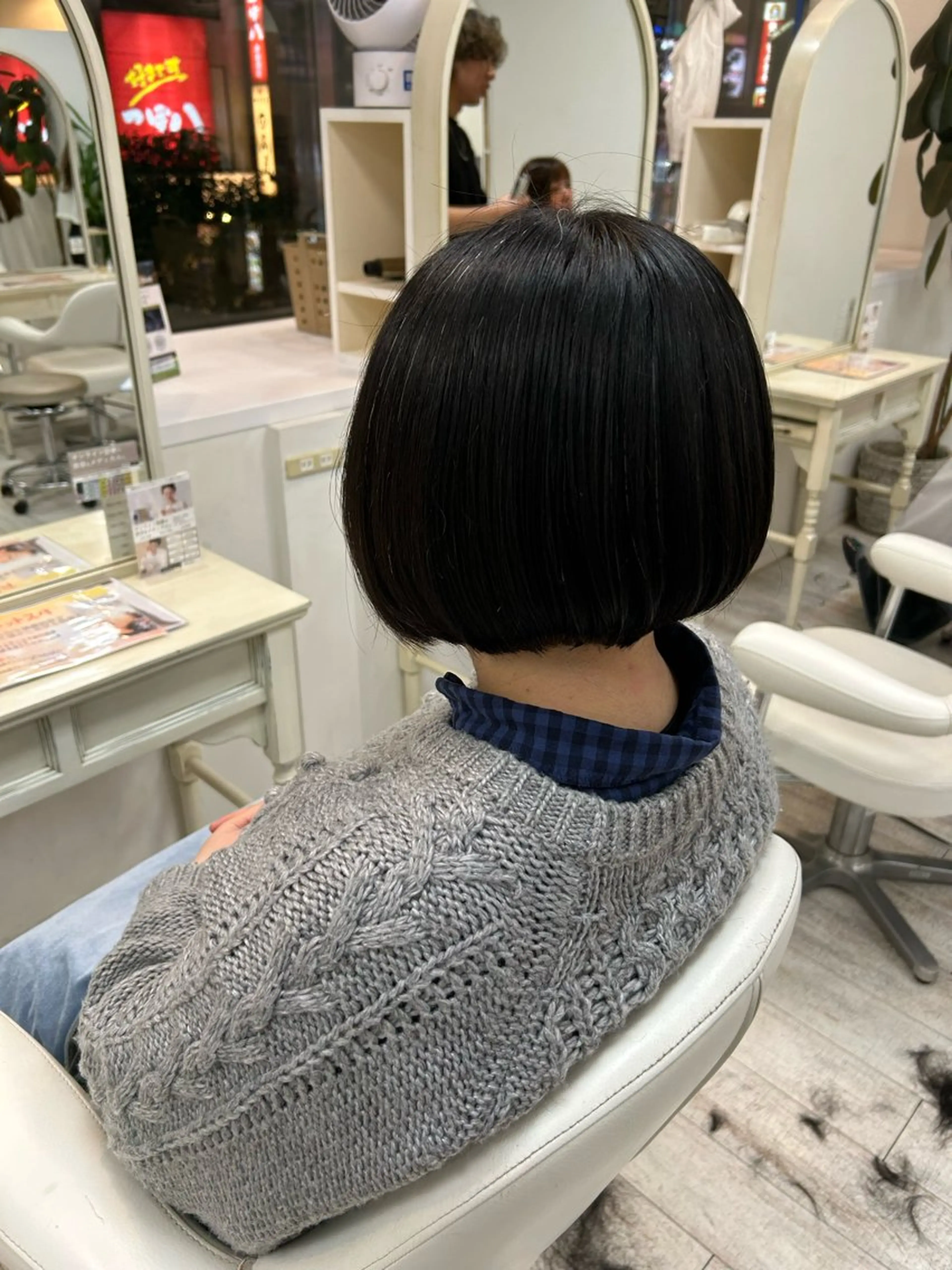 ショート 小川 夏花のヘアスタイル