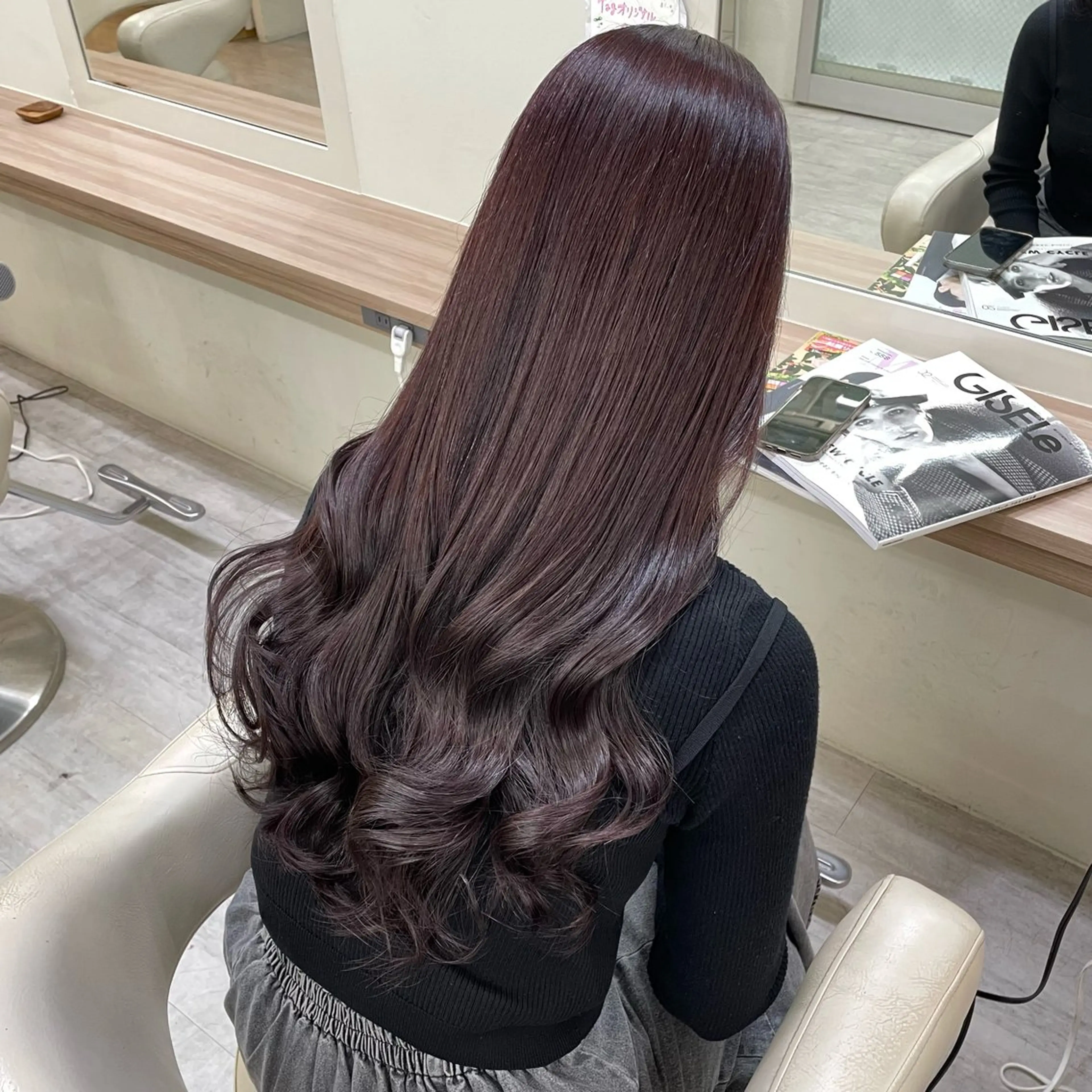 ロング カラー カット ヘアカラー 美髪ストレート 🌙上山リルのヘアスタイル