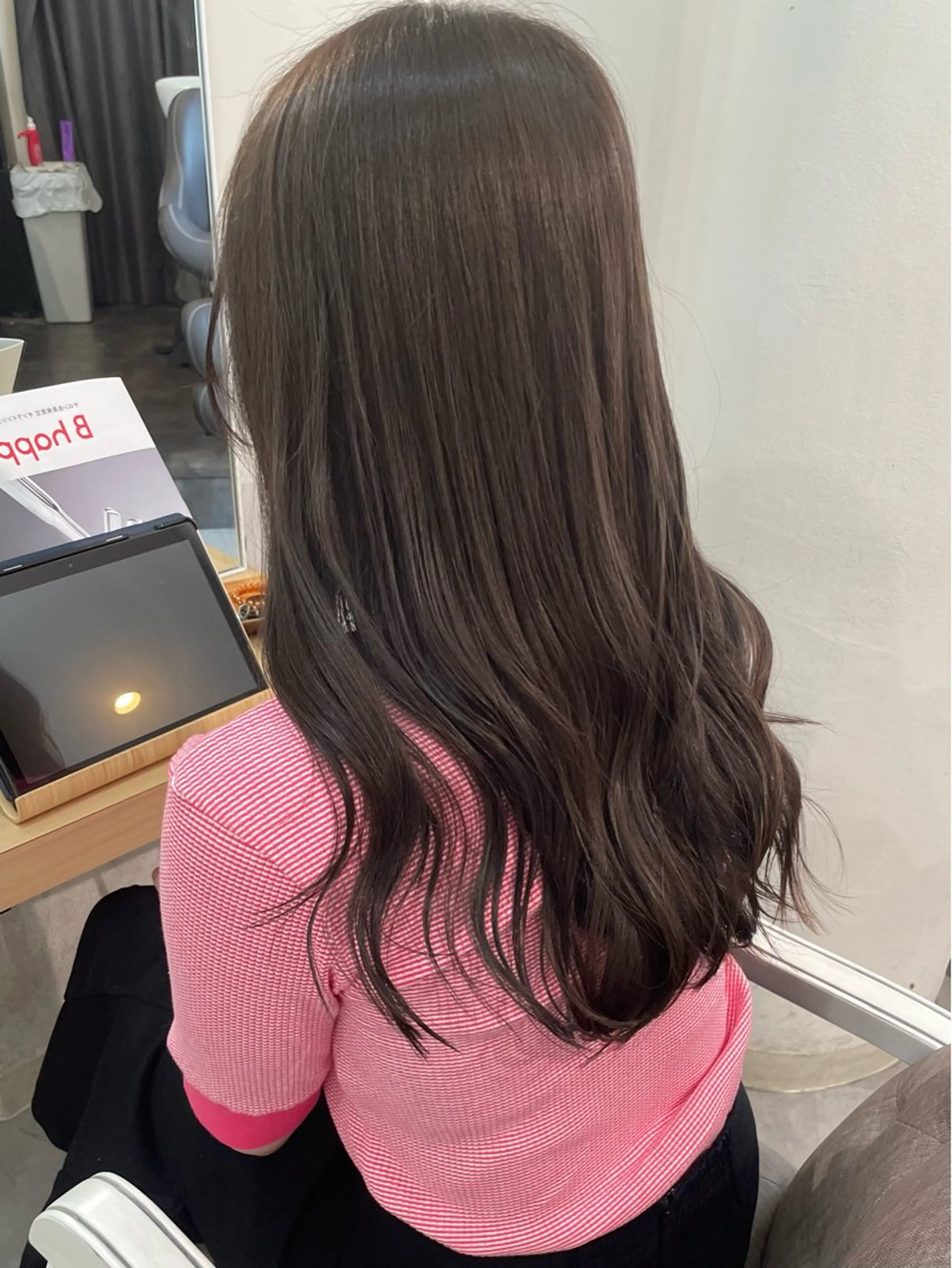 セミロング カラー 💚色落ちまで可愛い 髪質改善カラーゆうまのヘアスタイル