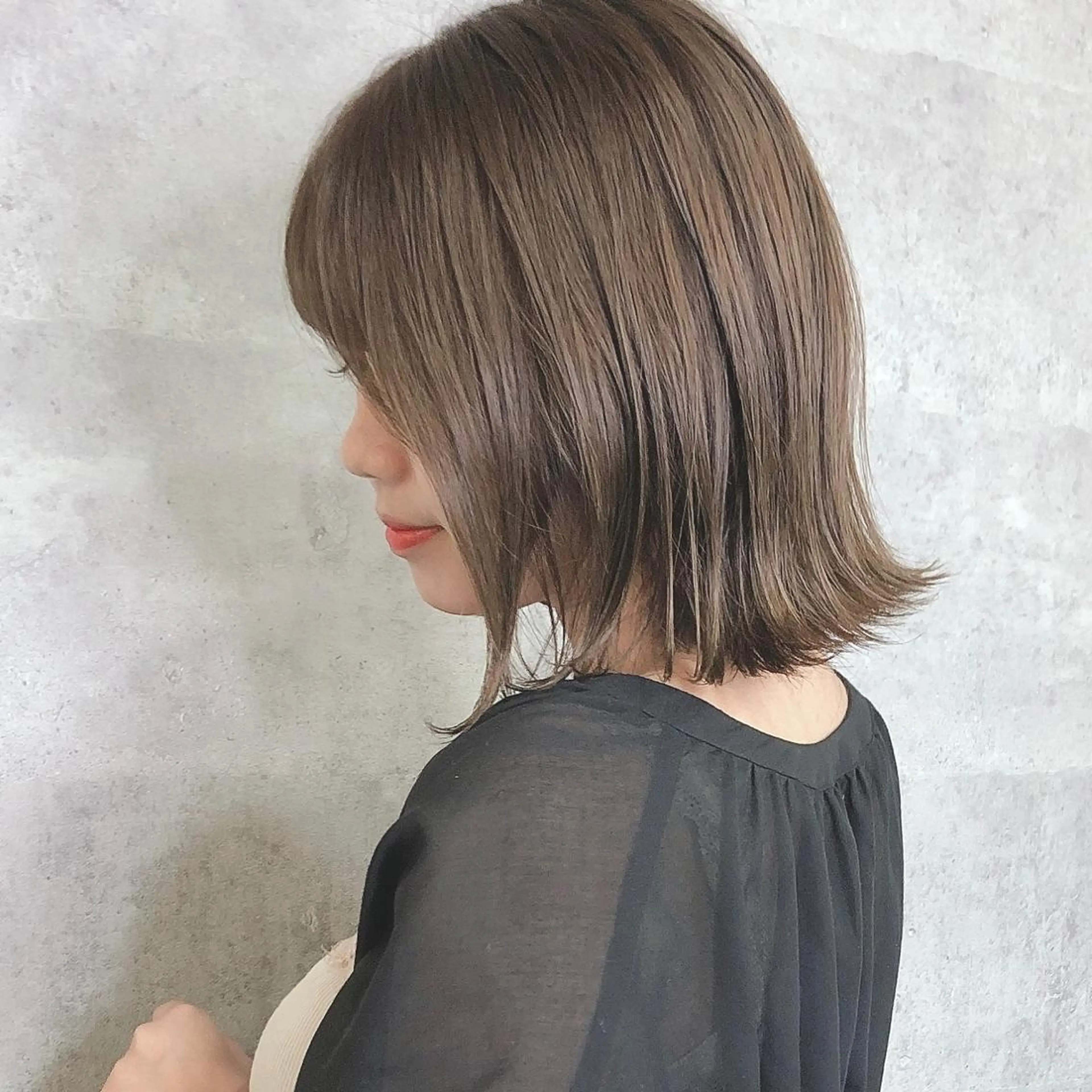 ショート カラー 髪質改善 中川　翔のヘアスタイル