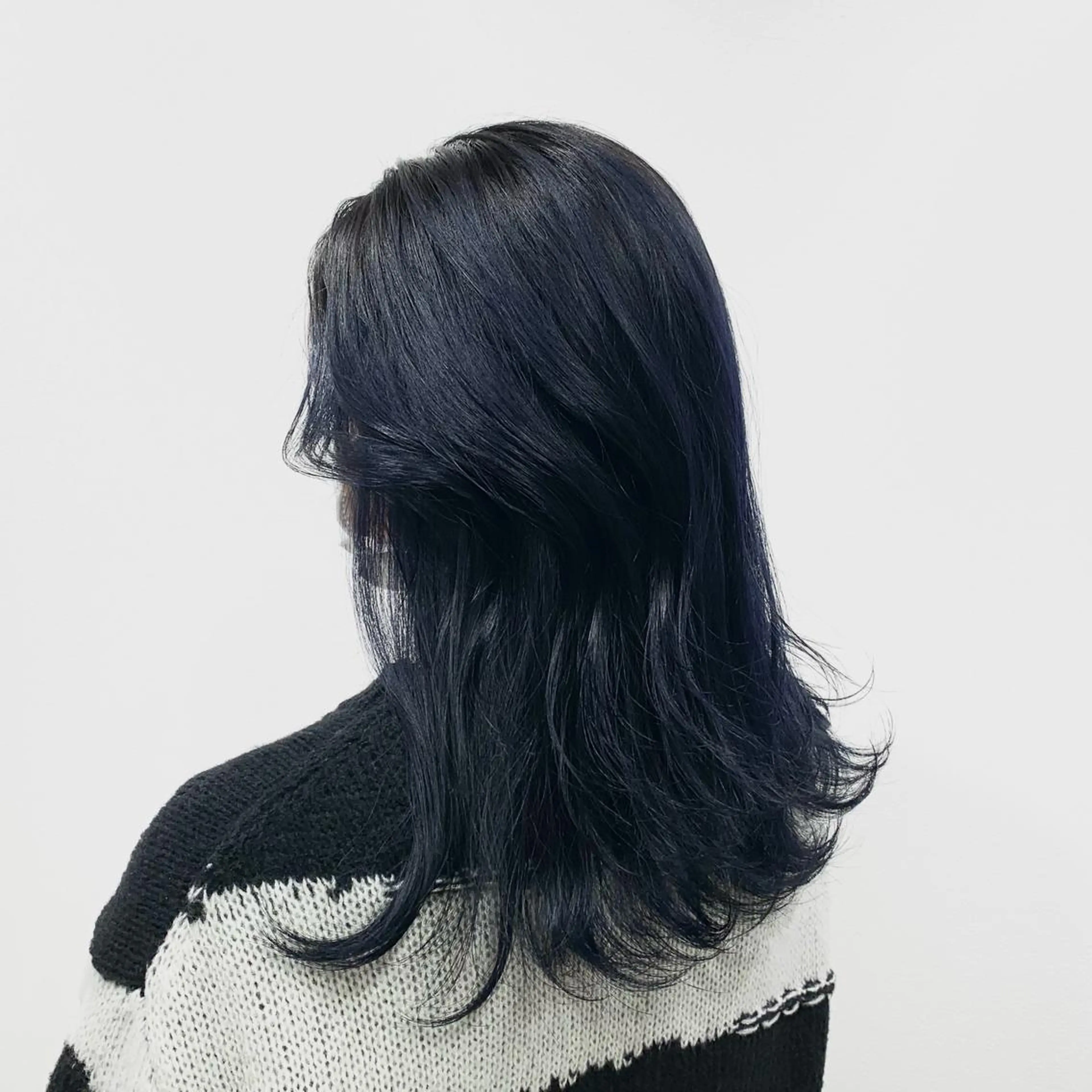 セミロング カラー ヘアアレンジ キヨミ 韓国レイヤーカットのヘアスタイル