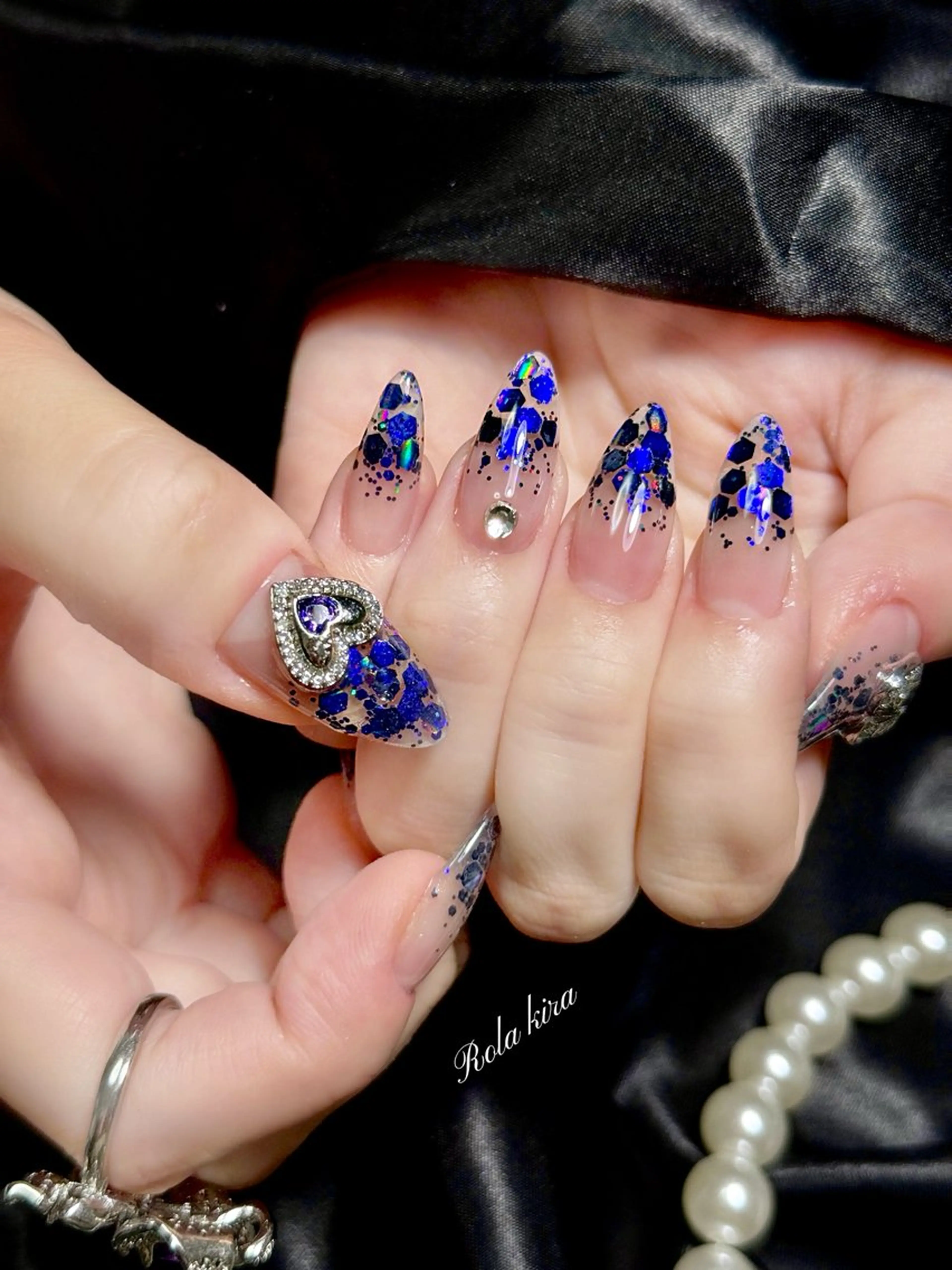 ネイル アートネイル フレンチネイル ジェルネイル ガーリー キラキラネイル ハンドネイル Rola kira nail salon所属・Rola kira 麗のネイルデザイン