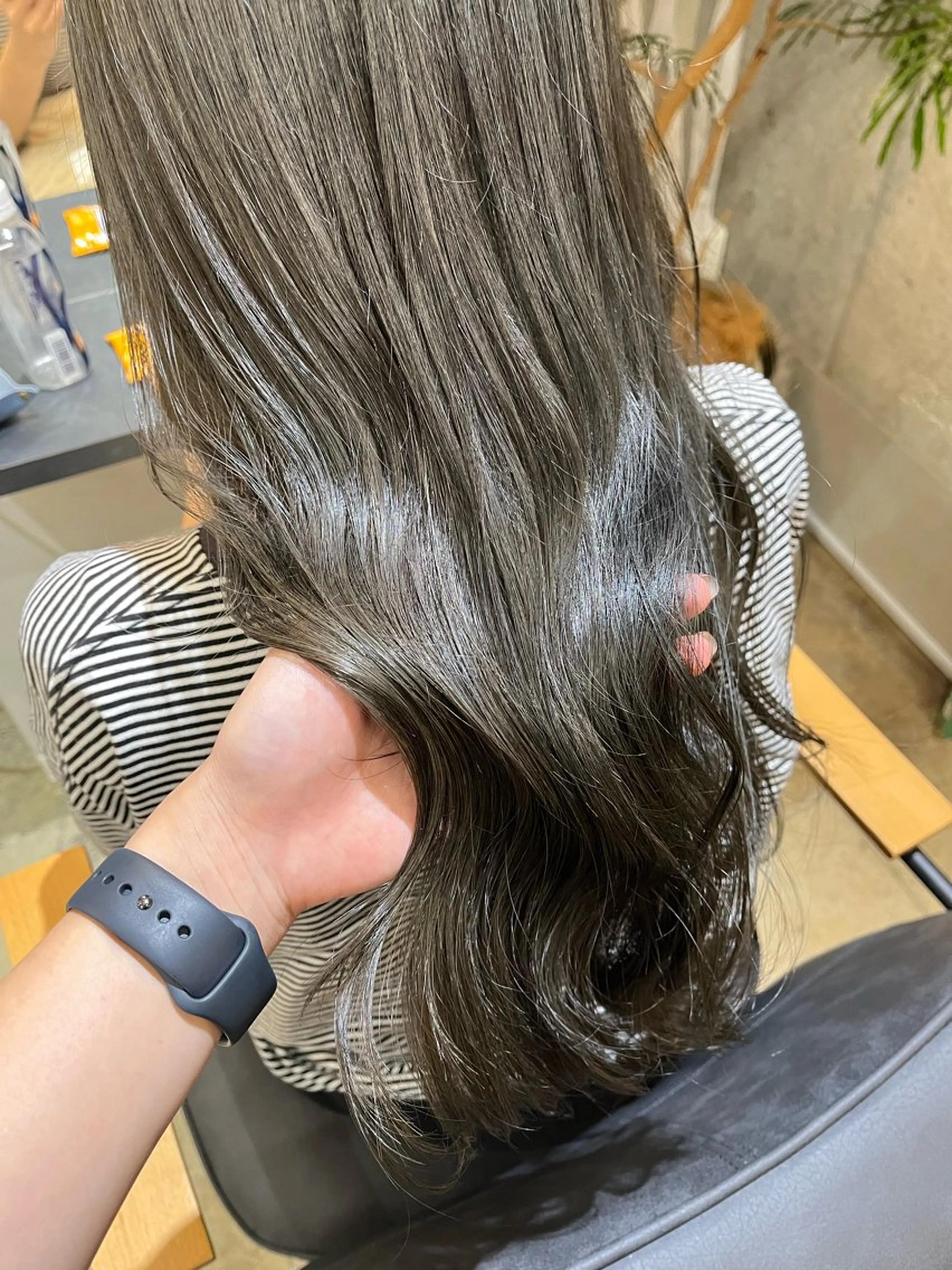 ロング カラー ベージュカラー 透明感カラー オリーブベージュ トリートメント ヘアカラー トリートメント olive For hair 池袋【オリーブフォーヘアー】所属・🍒艶髪カラー🍒 青木 瞳のヘアスタイル