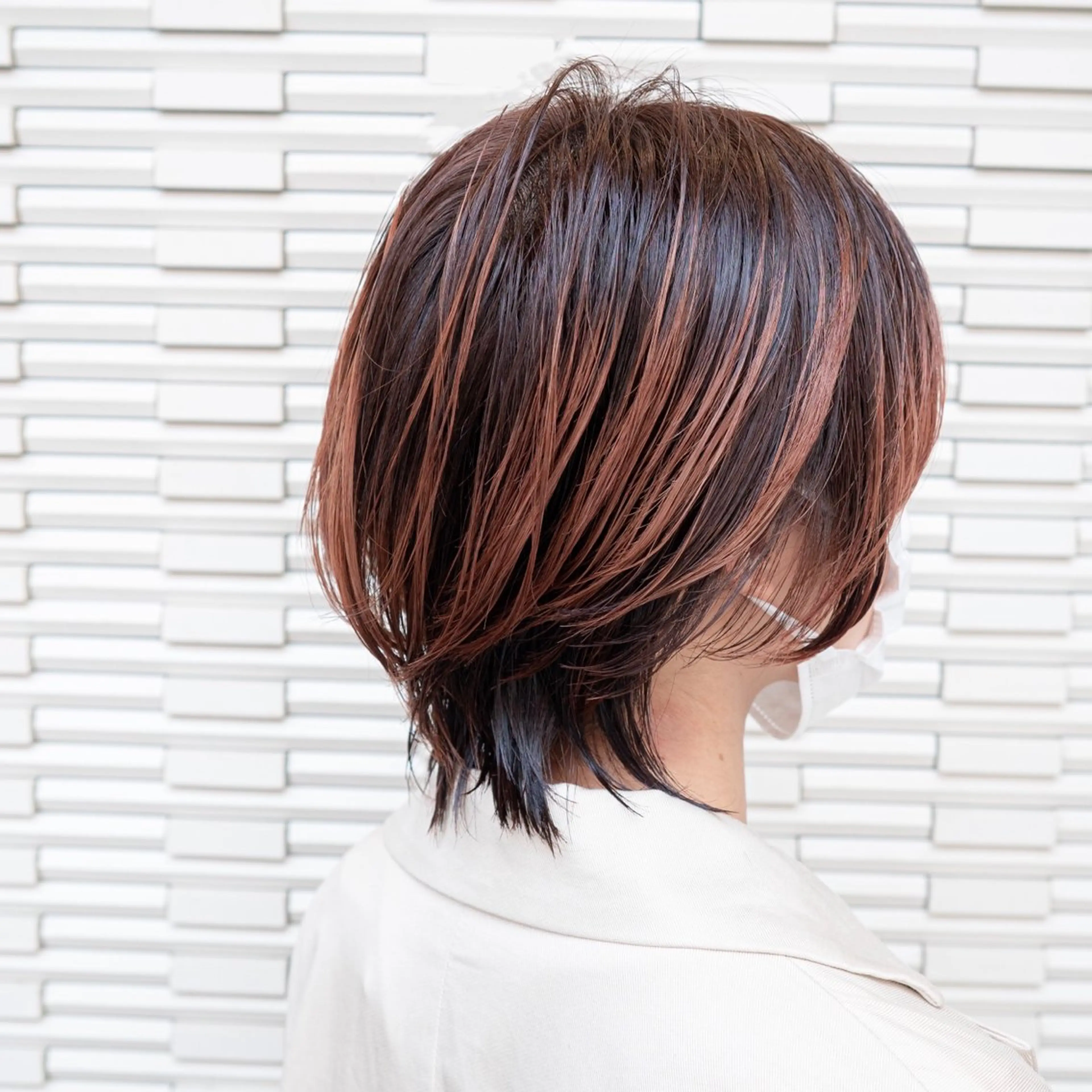 ショート カラー ブリーチ ケアブリーチ ハイライトカラー 顔周りカット ハイライト カット ヘアカラー トリートメント SALOWIN 神戸三宮店所属・【三宮/ブリーチ なしカラー】高田祐也のヘアスタイル