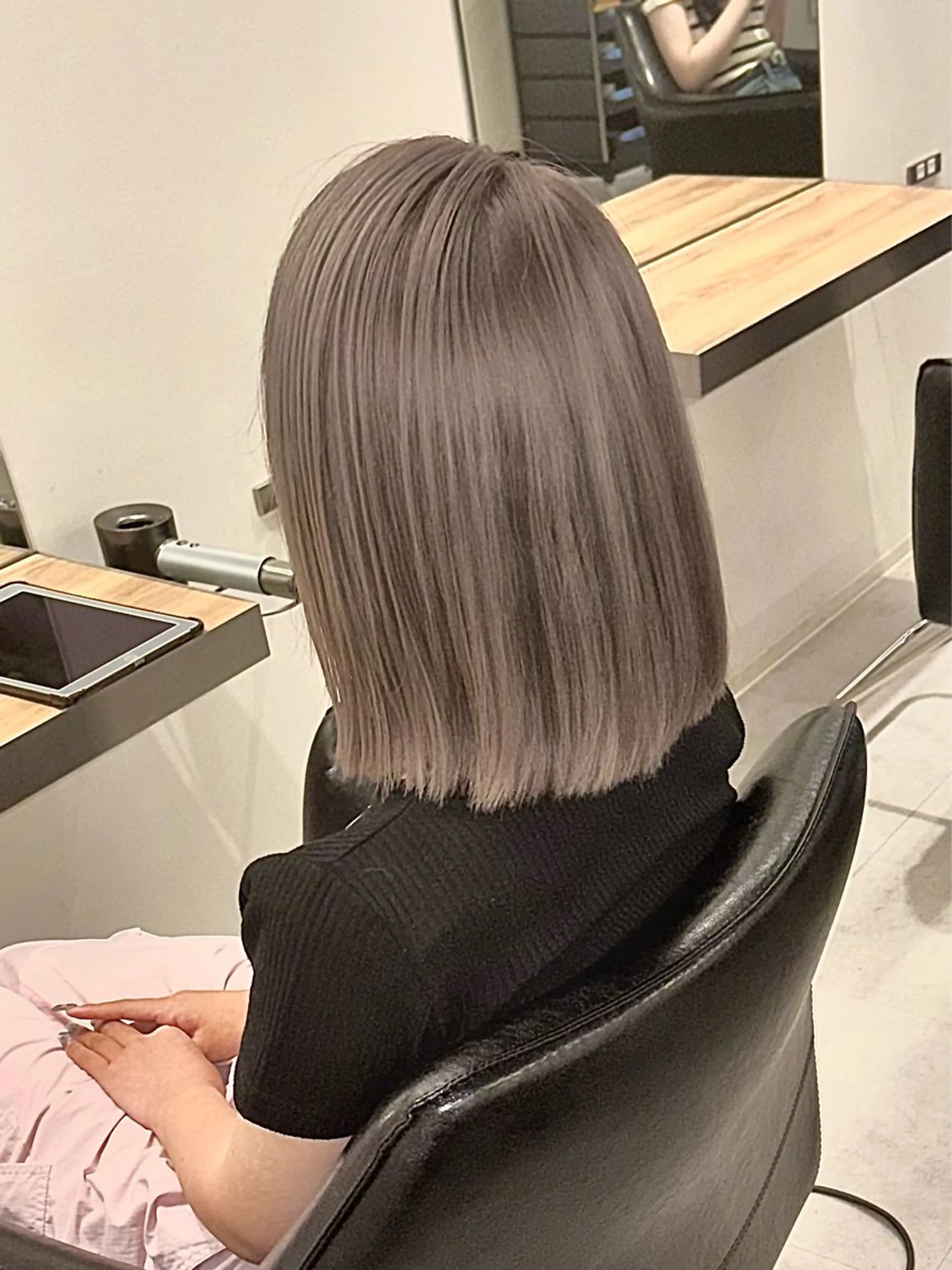 ミディアム ヘアカラー トリートメント Helm所属・久次米 智人のヘアスタイル