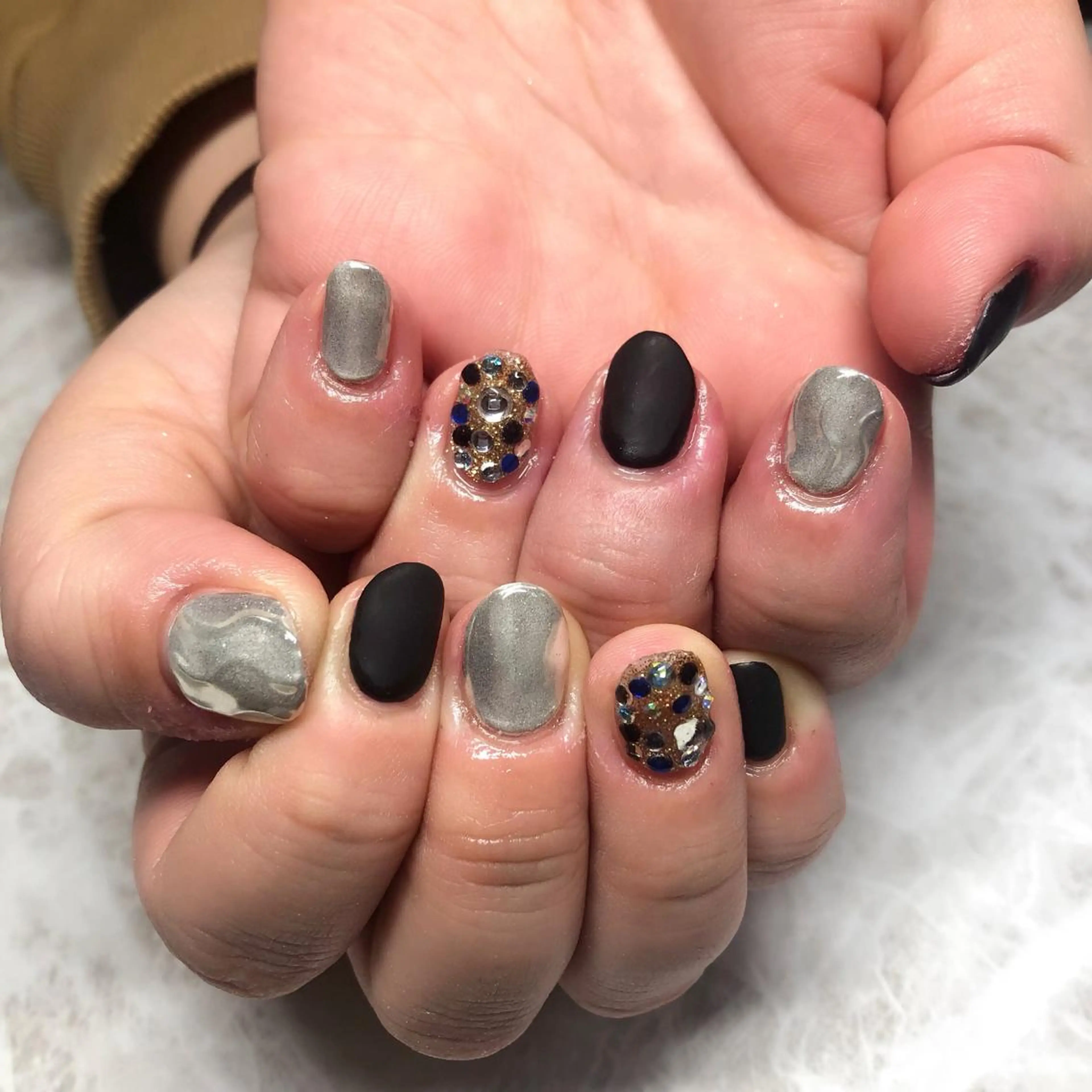 ネイル マットネイル ミラーネイル luana nailのネイルデザイン