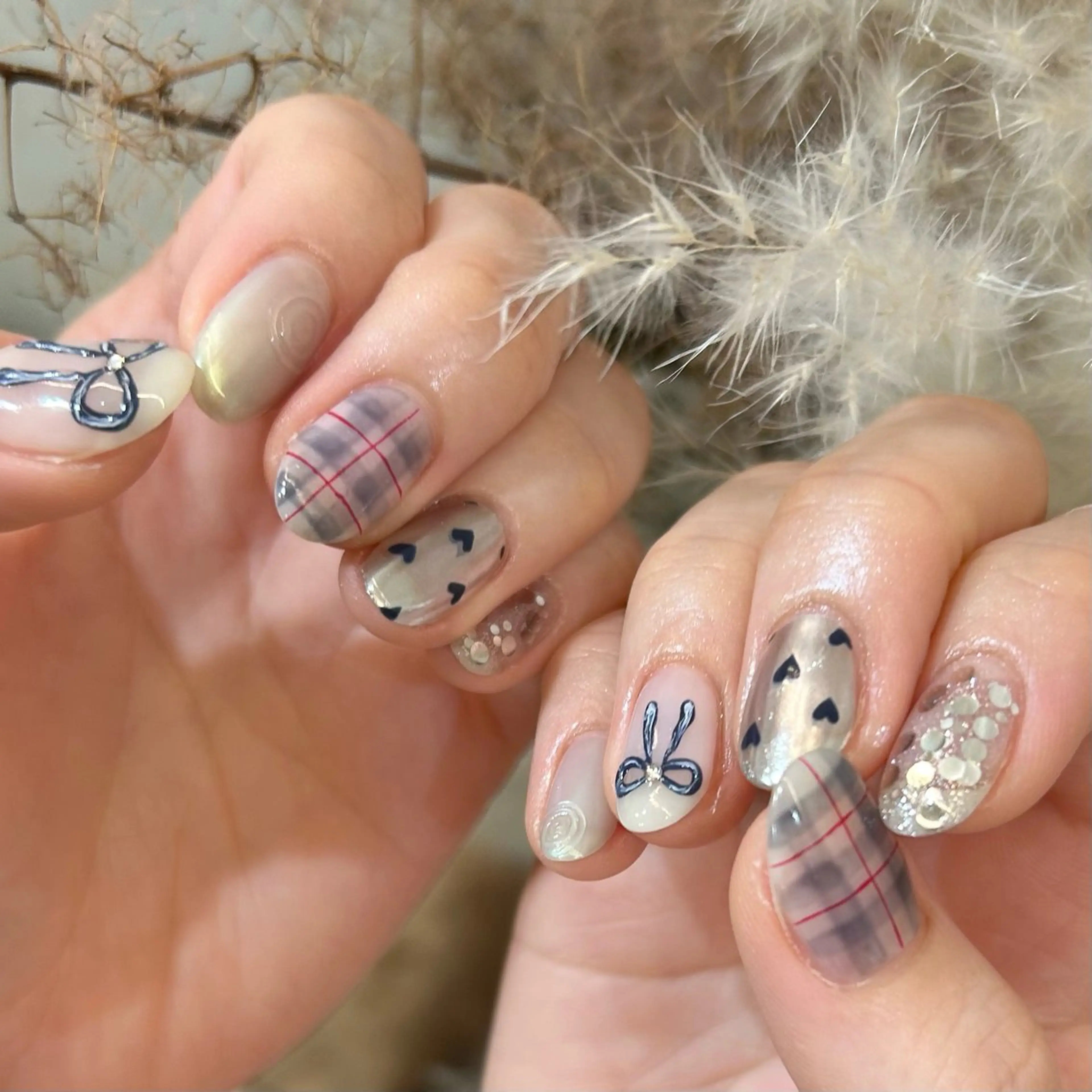 ネイル ミラーネイル ハンドネイル shio ♡ 8月分予約受付中のネイルデザイン