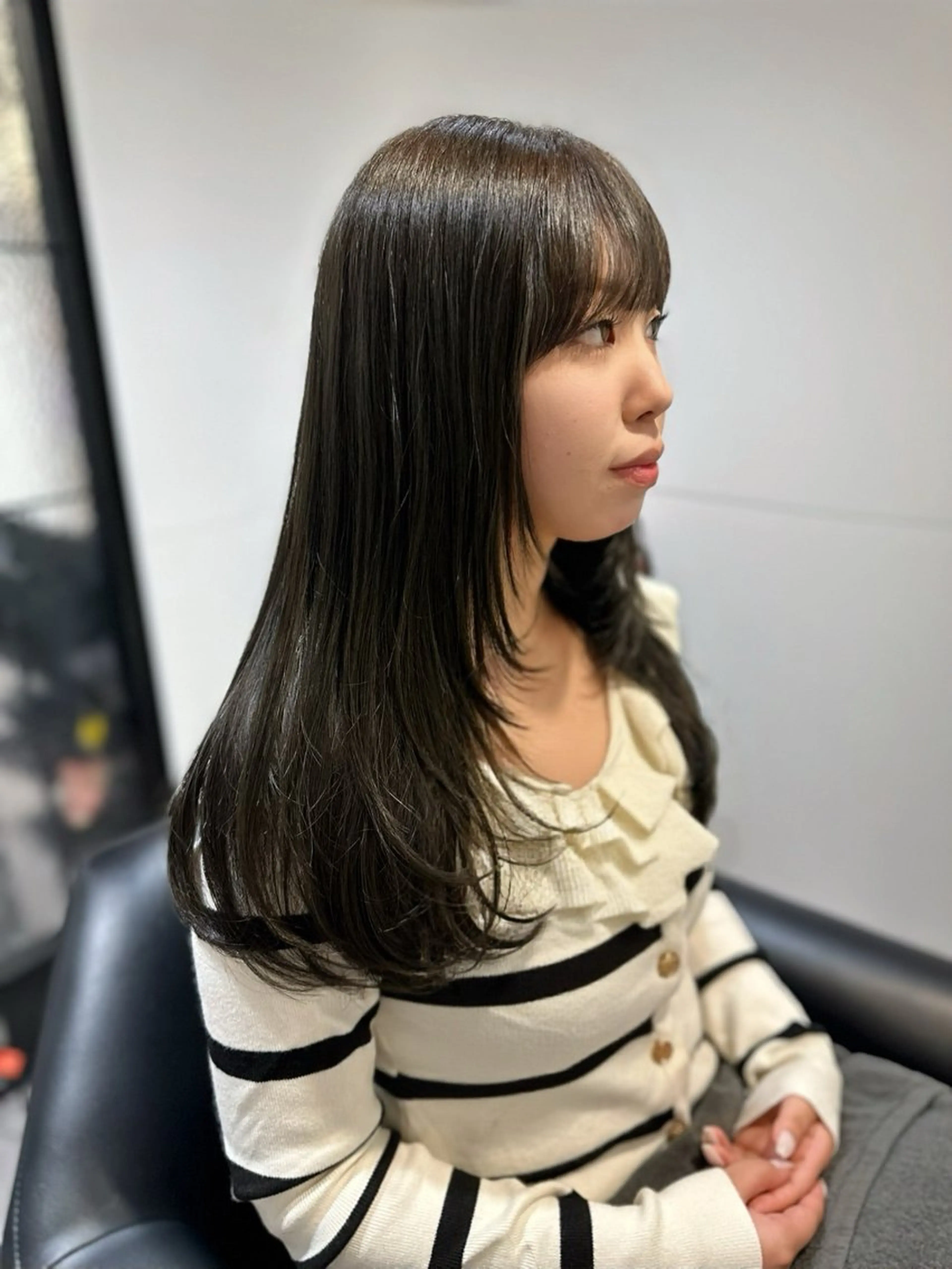 セミロング 顔まわりレイヤー 韓国風ヘア レイヤーカット 小顔カット Rian 宮前店所属・北村 勇樹のヘアスタイル