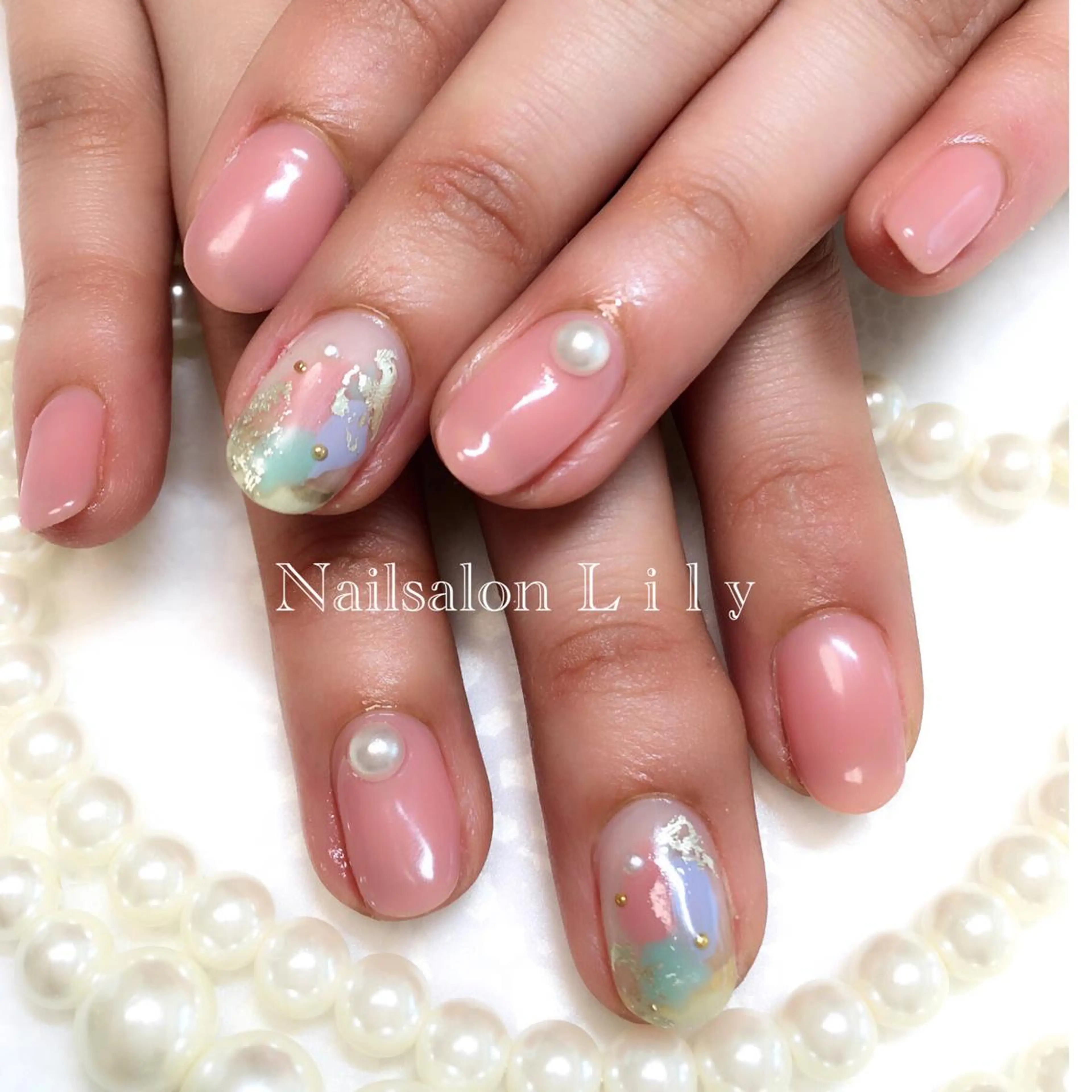 ネイル ニュアンスネイル パステルネイル 春ネイル Nailsalon Lilyのネイルデザイン