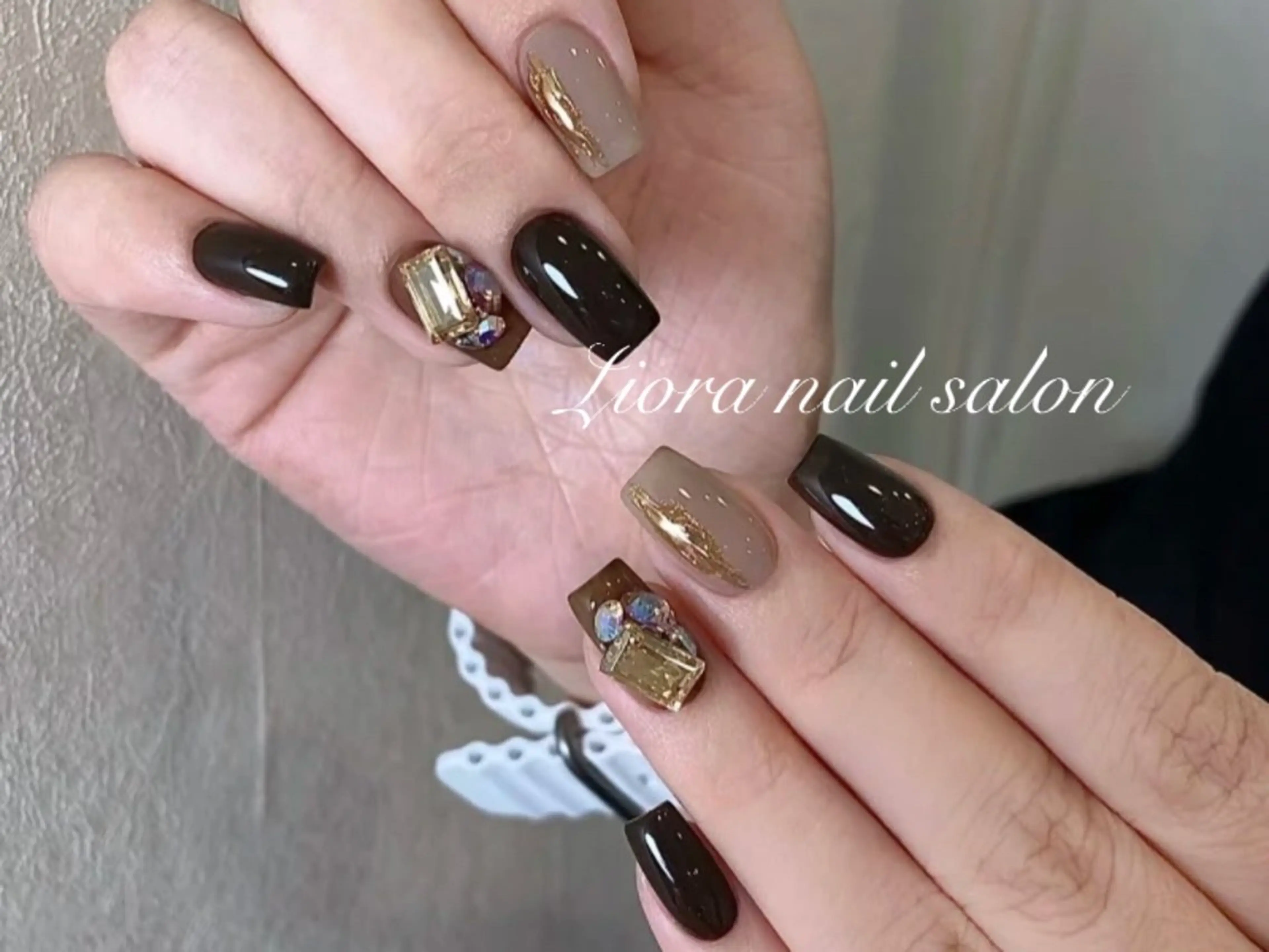 ネイル フレンチネイル ジェルネイル ガーリー グラデーション キラキラネイル ハンドネイル Liora ネイルサロン所属・Liora nail salonのネイルデザイン