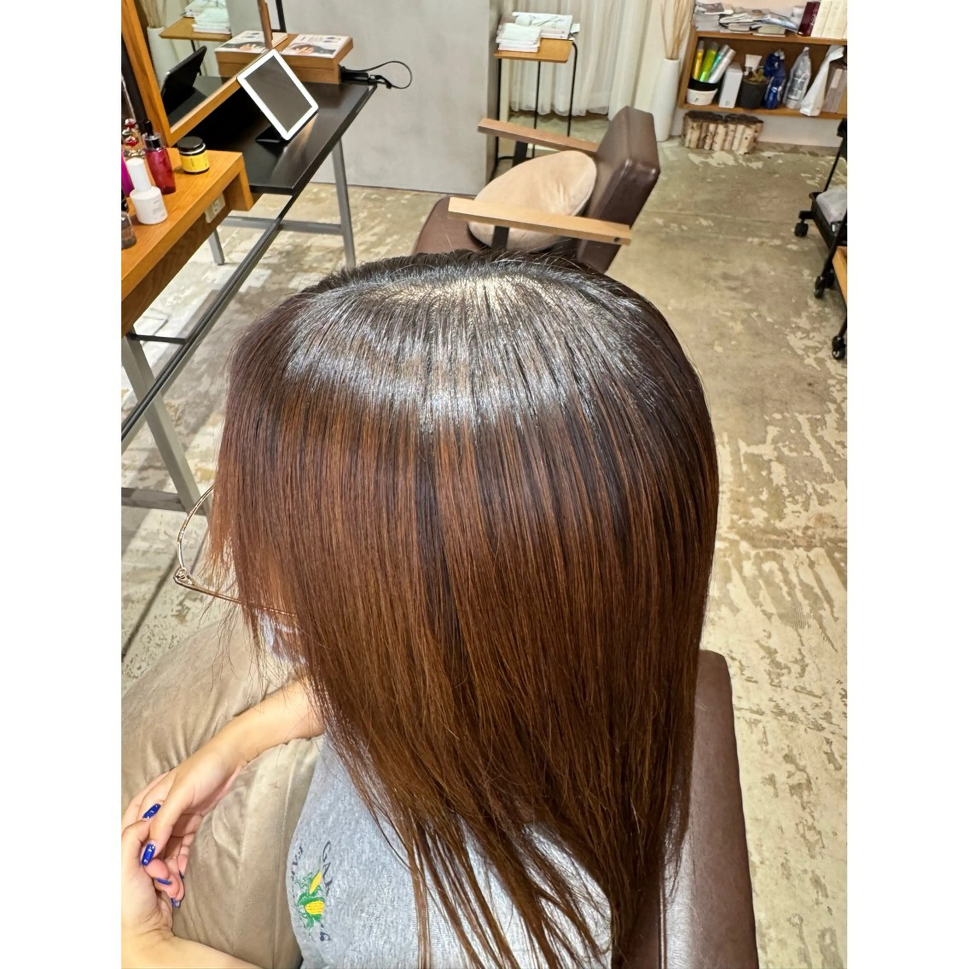 ロング 喜友名洸季 anoneのヘアスタイル
