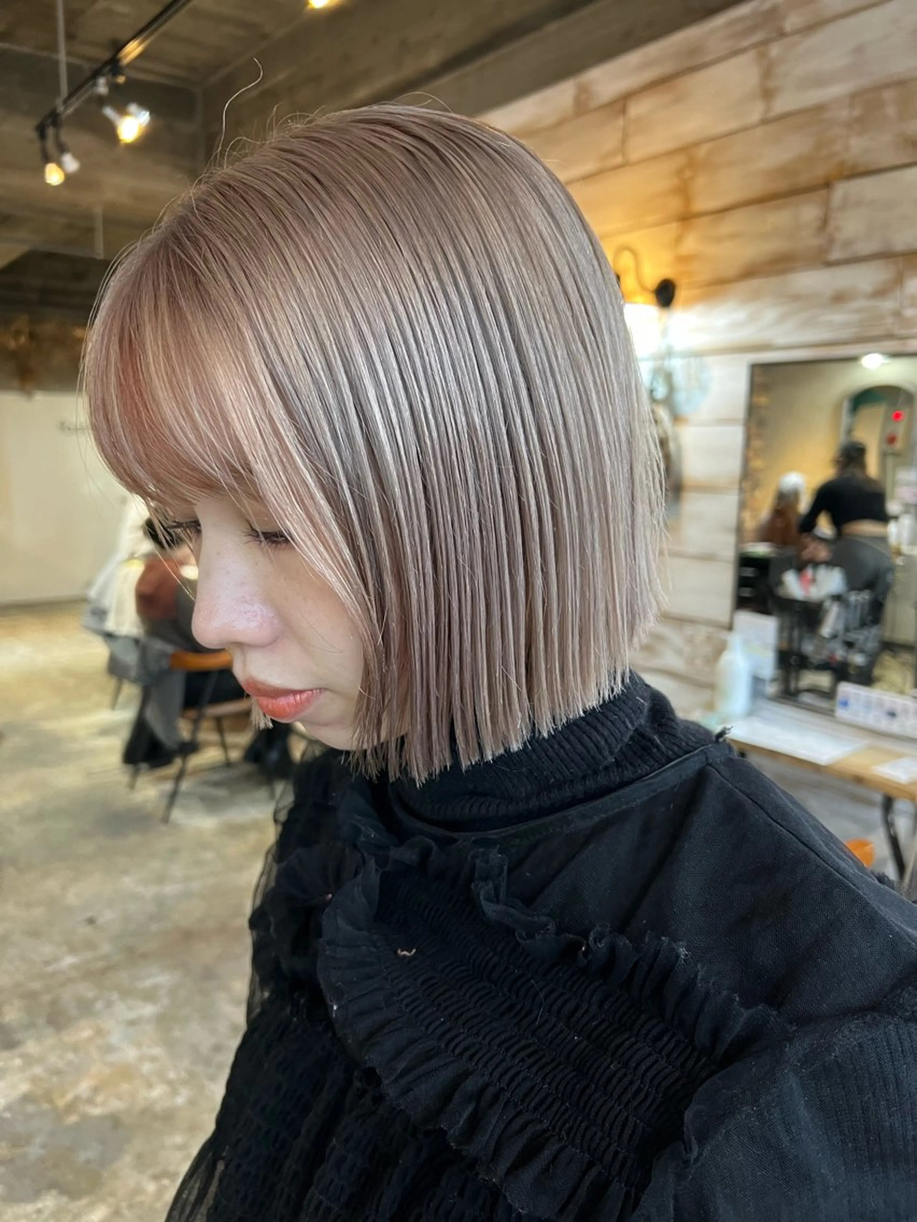 ミディアム カラー カット ヘアカラー トリートメント ツキノキ ミナのヘアスタイル