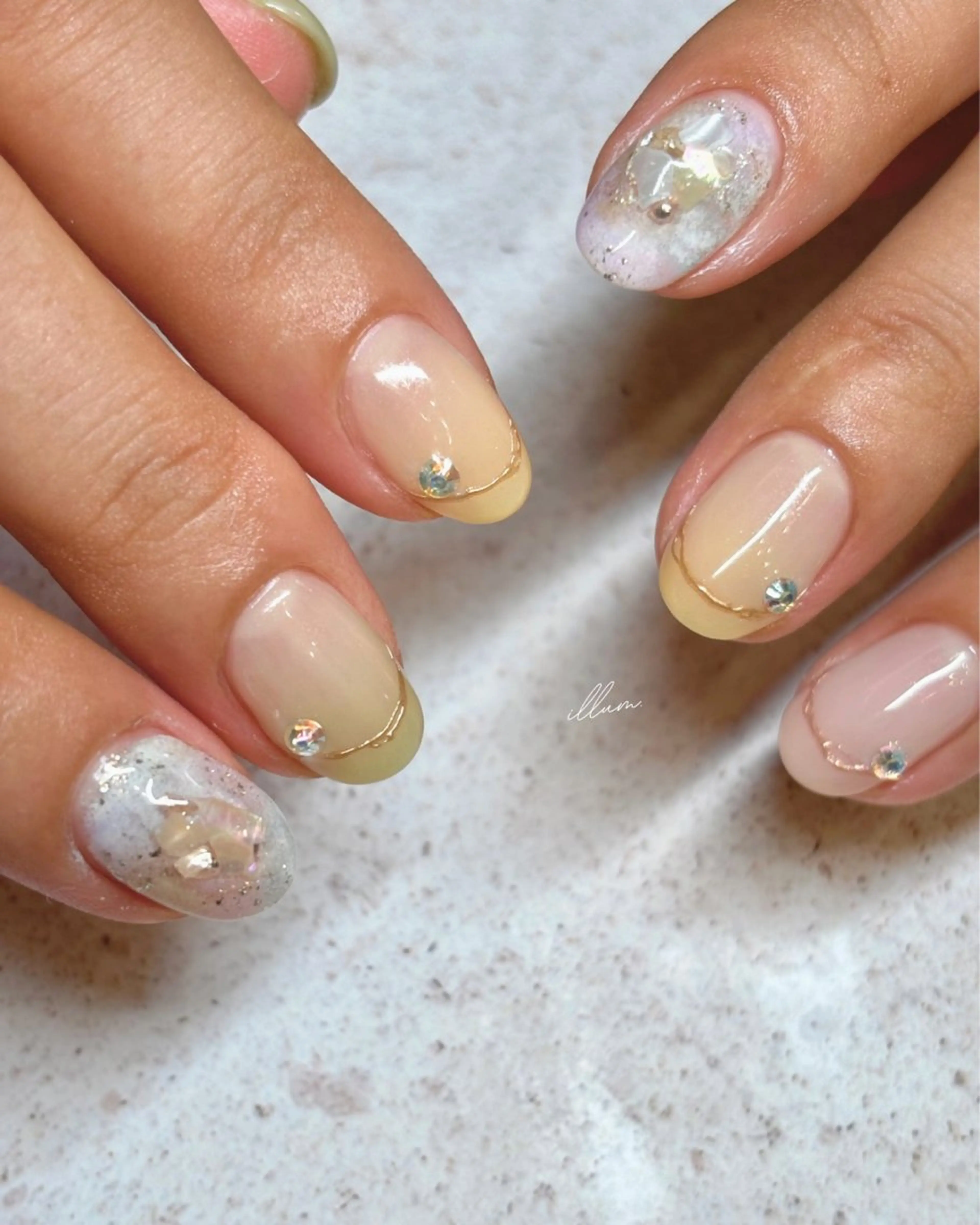 キッズ ネイル ジェルネイル マグネットネイル ミラーネイル ニュアンスネイル オフィスネイル ハンドネイル illum hicariのネイルデザイン