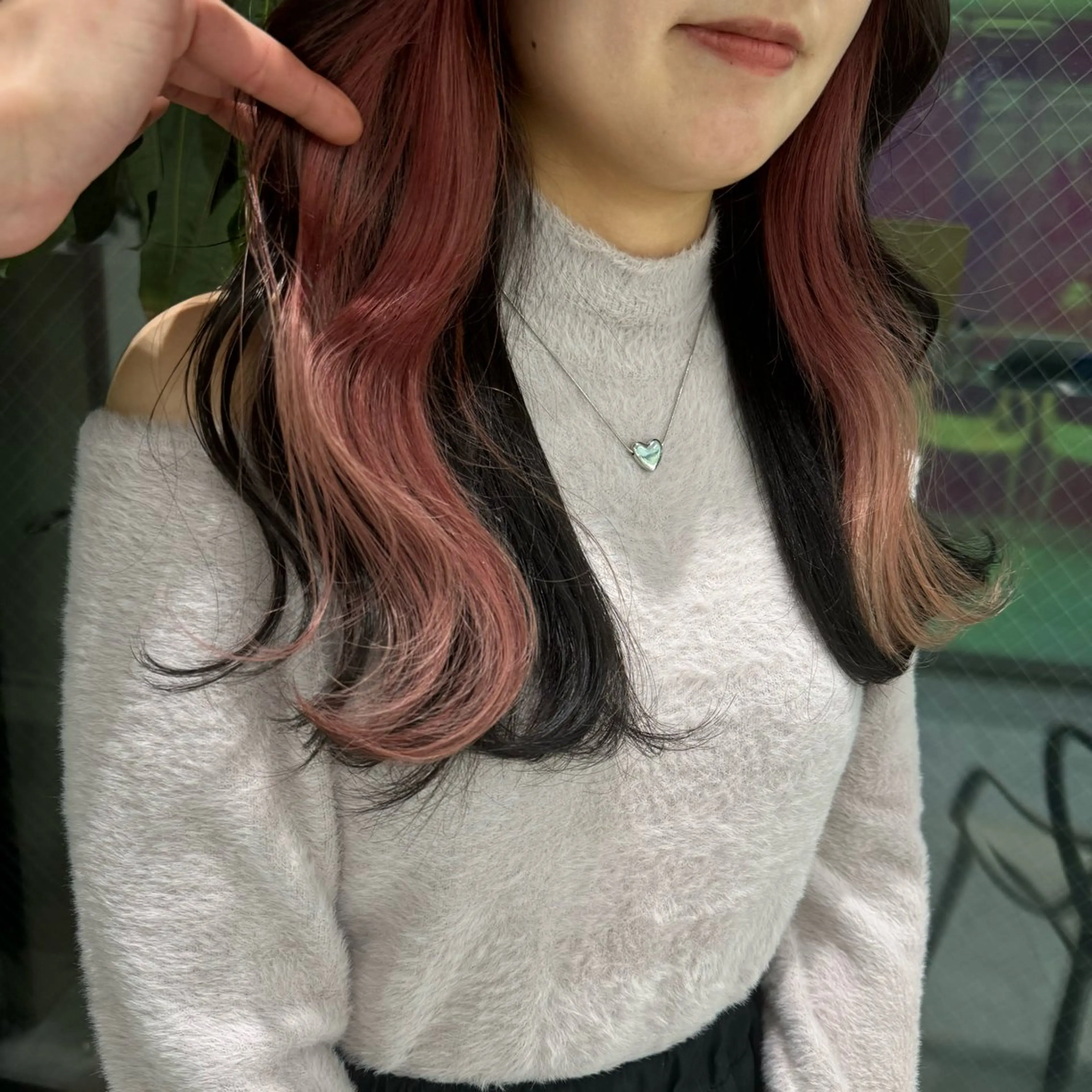 セミロング カラー カット 縮毛矯正 韓国スタイル🇰🇷 トレンドレイヤー🪡のヘアスタイル