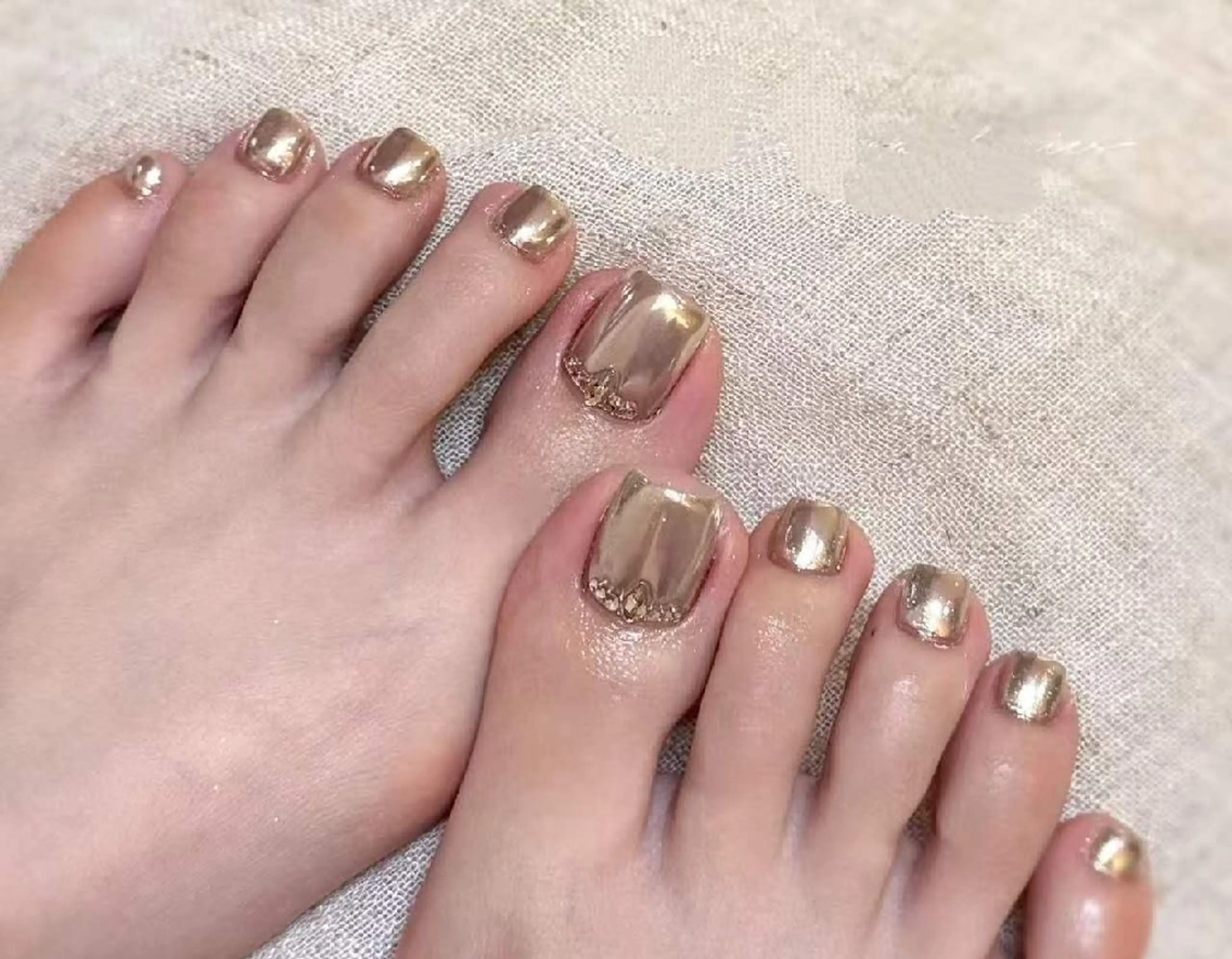 ネイル フラワーネイル フレンチネイル ジェルネイル ガラスフレンチ ハート Oomiya 服部のネイルデザイン