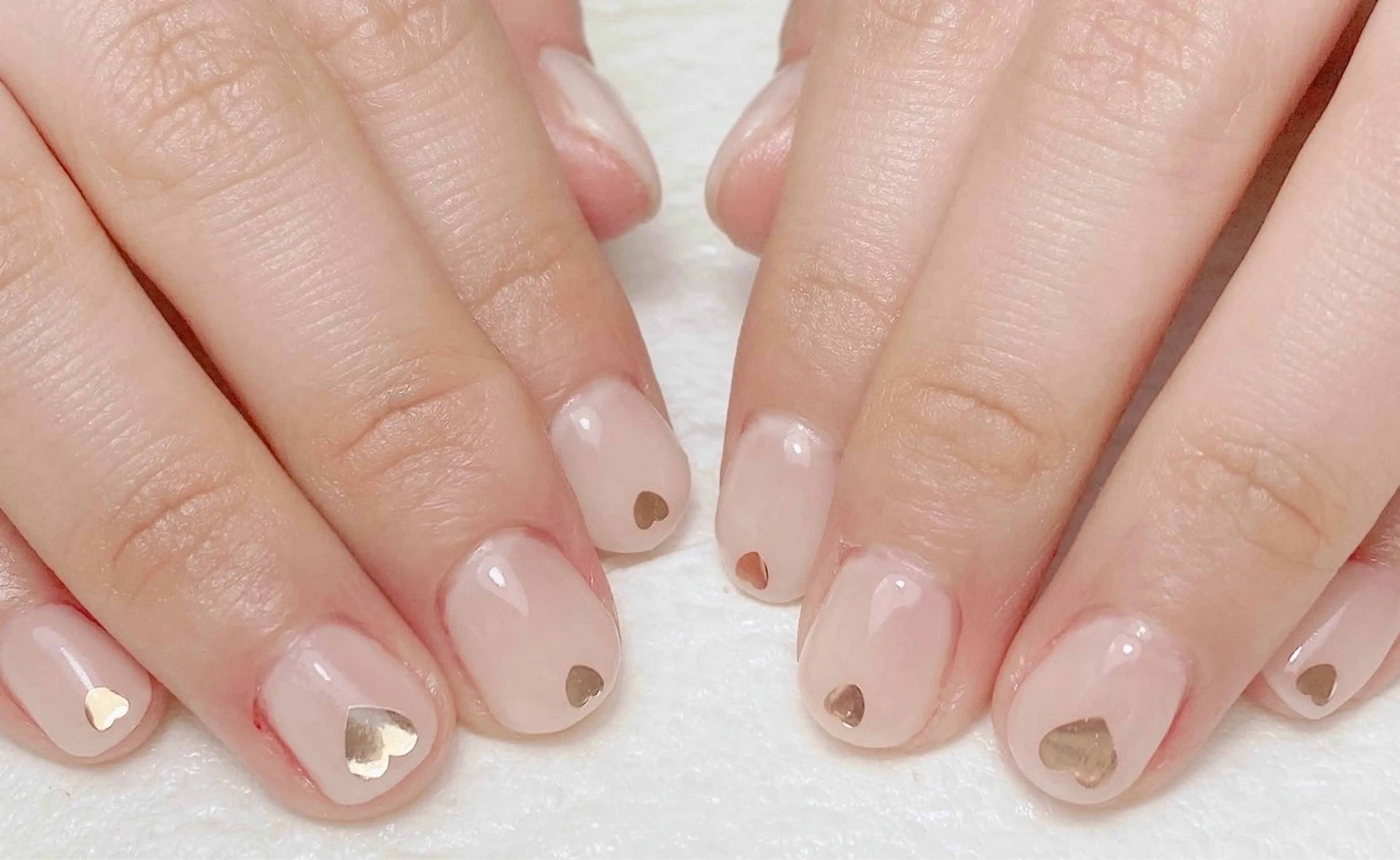 ネイル ハート ホログラムネイル 持ち込み バレンタイン ハンドネイル Nail Salon K 🧸美爪育成のネイルデザイン