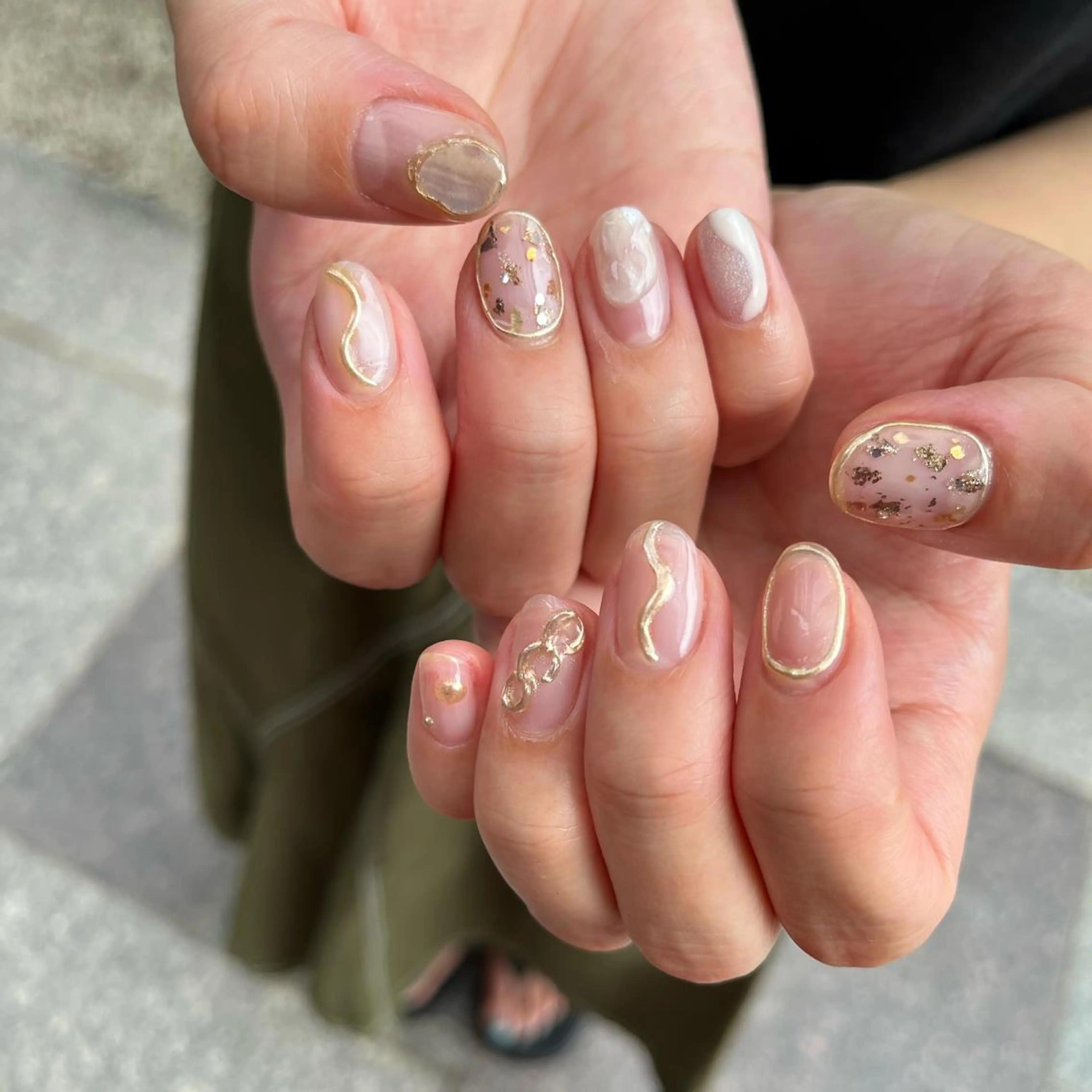 ネイル クリアネイル nailsalon maluriのネイルデザイン