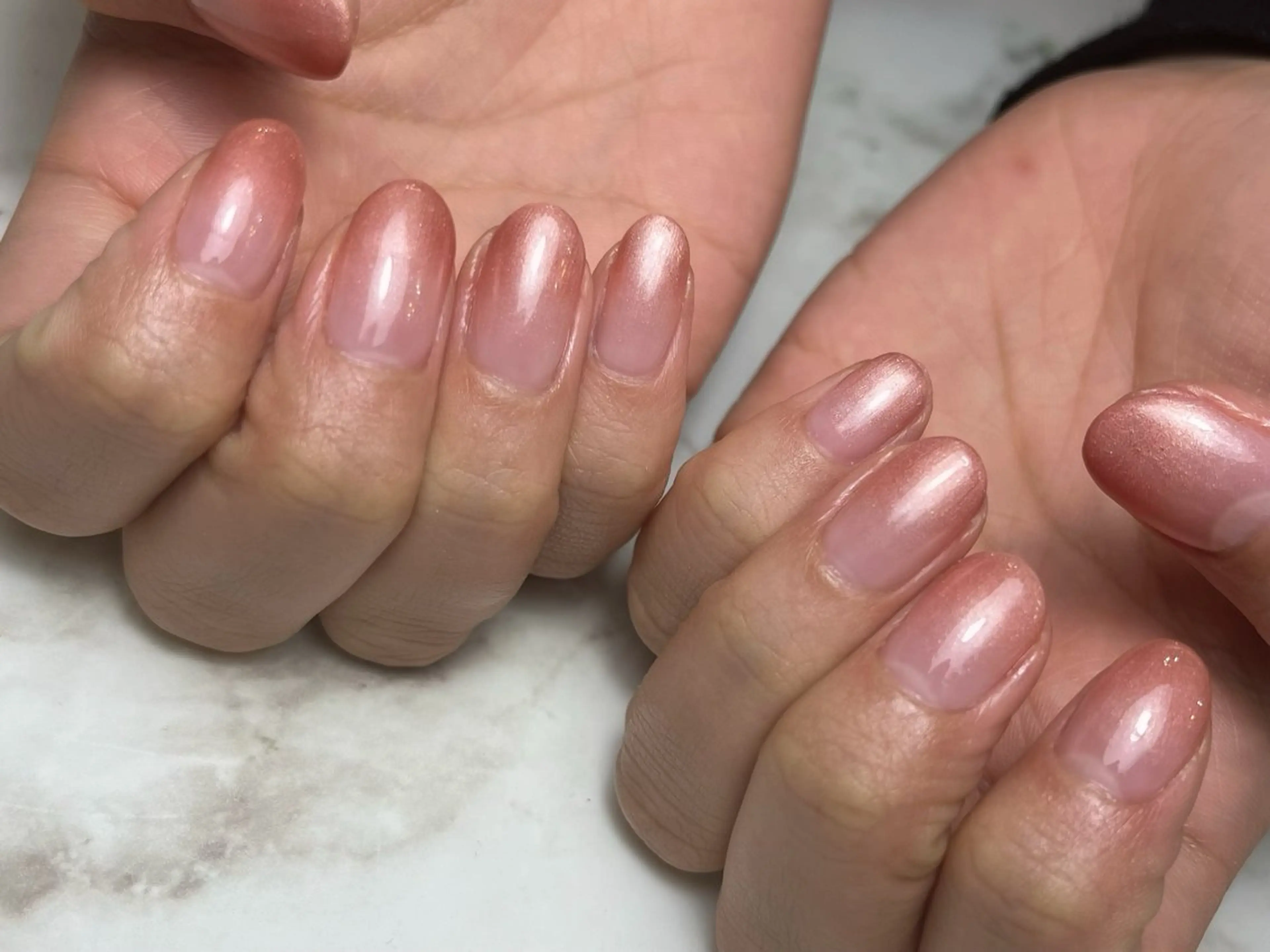ネイル グラデーション Nailist Yurinaのネイルデザイン