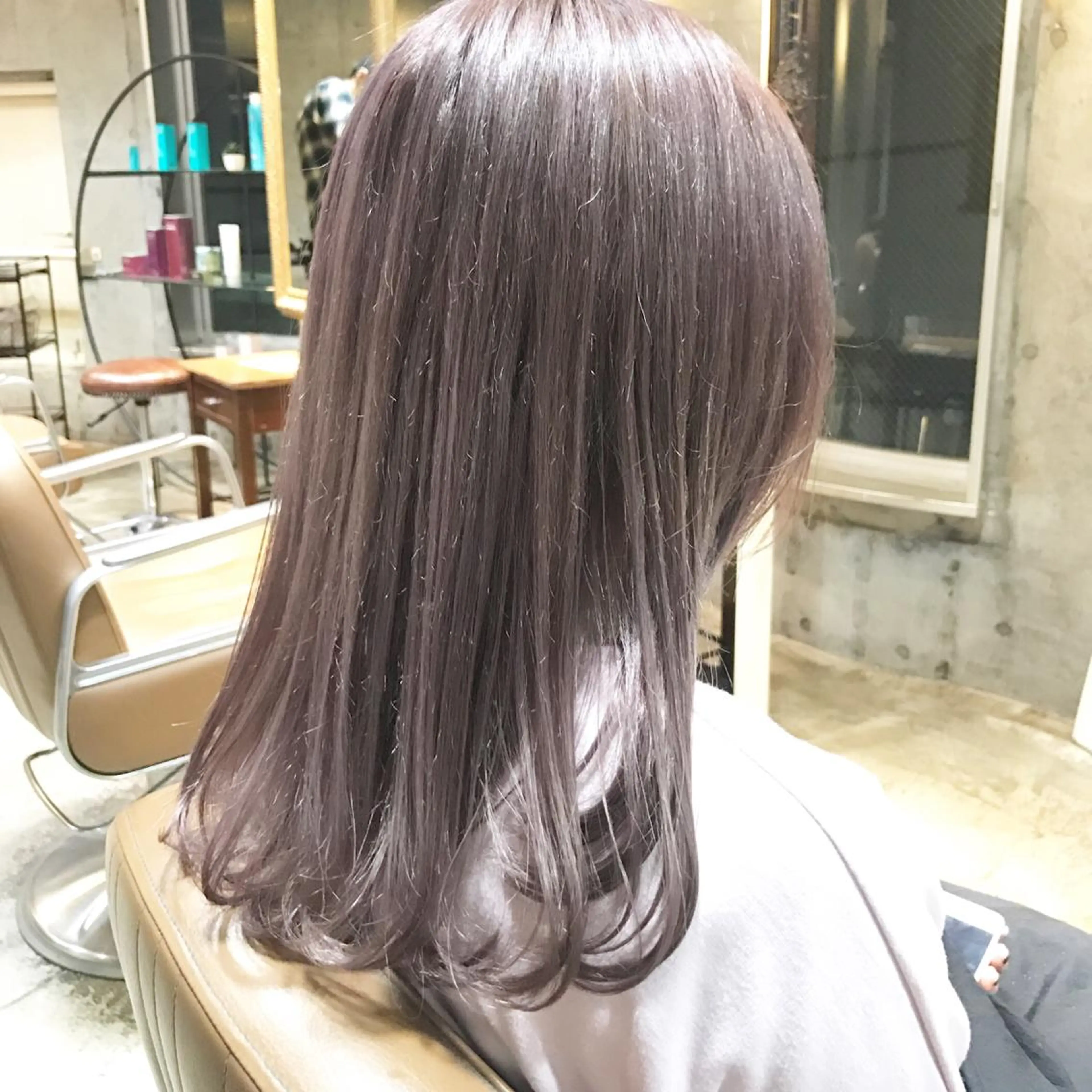ロング カラー ブリーチ グレージュ 高比良 剛のヘアスタイル