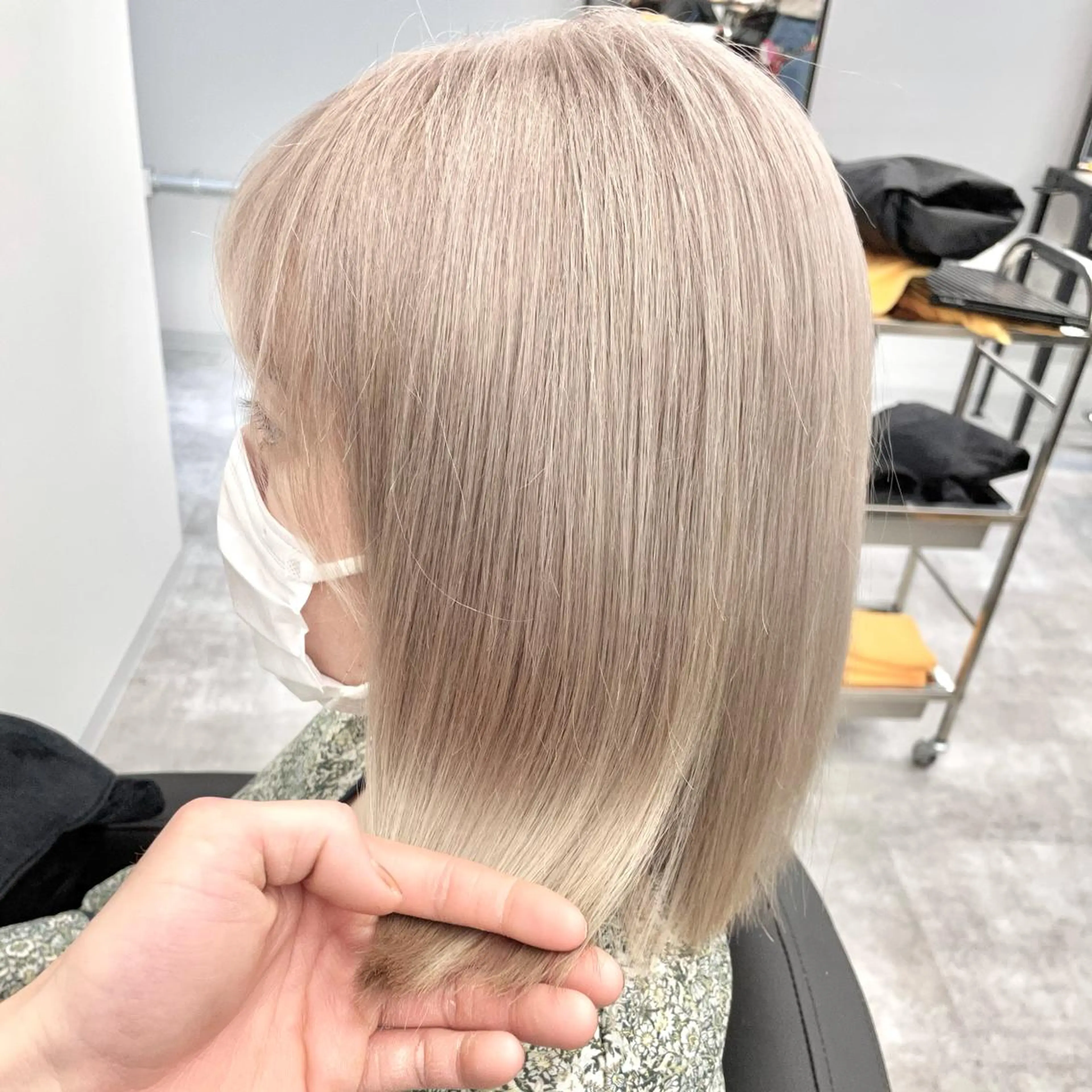 セミロング カラー ハイトーンカラー ヘアカラー トリートメント MiL所属・✨ハイトーン✨ 濱田知孝のヘアスタイル