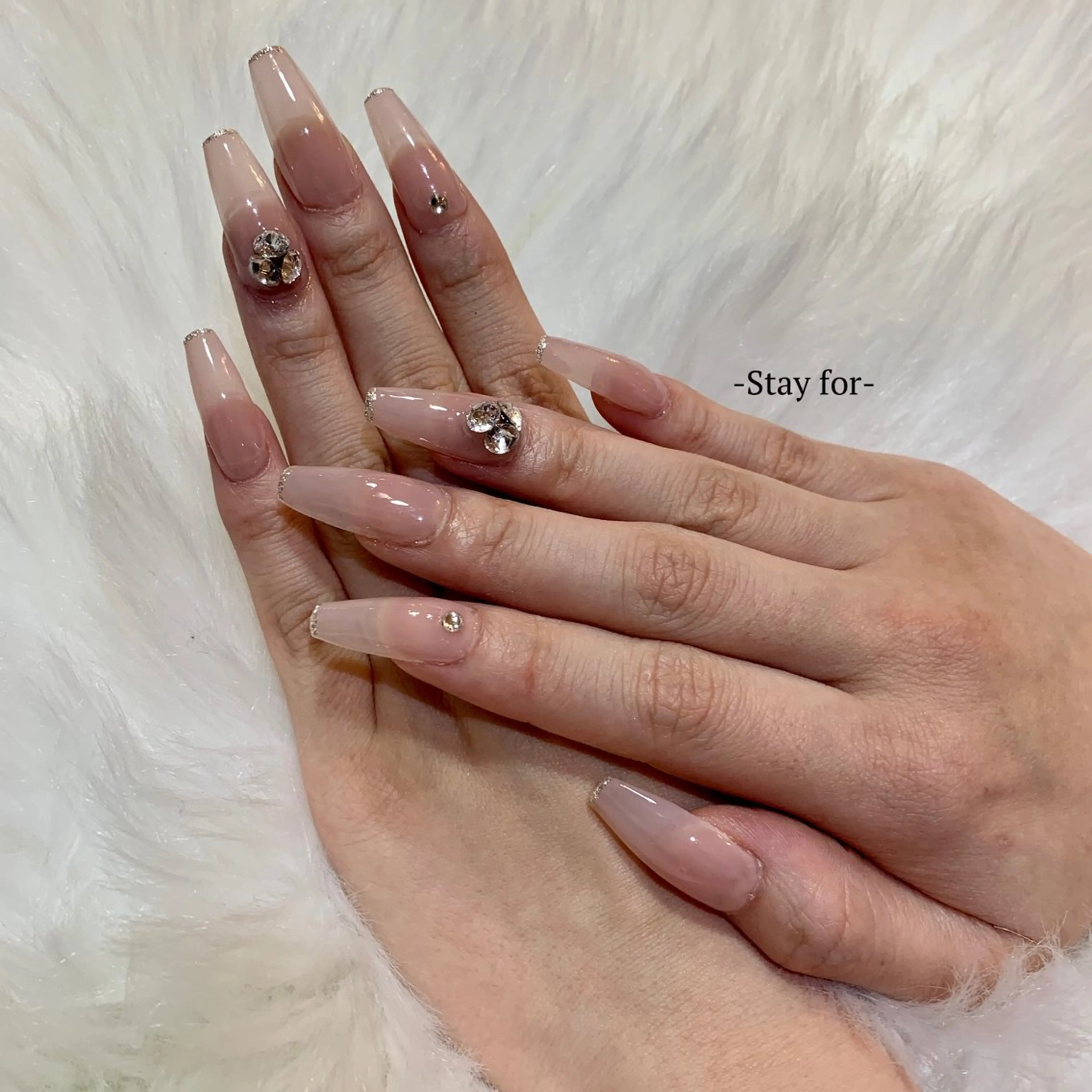 ネイル ラメ(グリッター) シンプルネイル ハンドネイル Stay for Mayaのネイルデザイン
