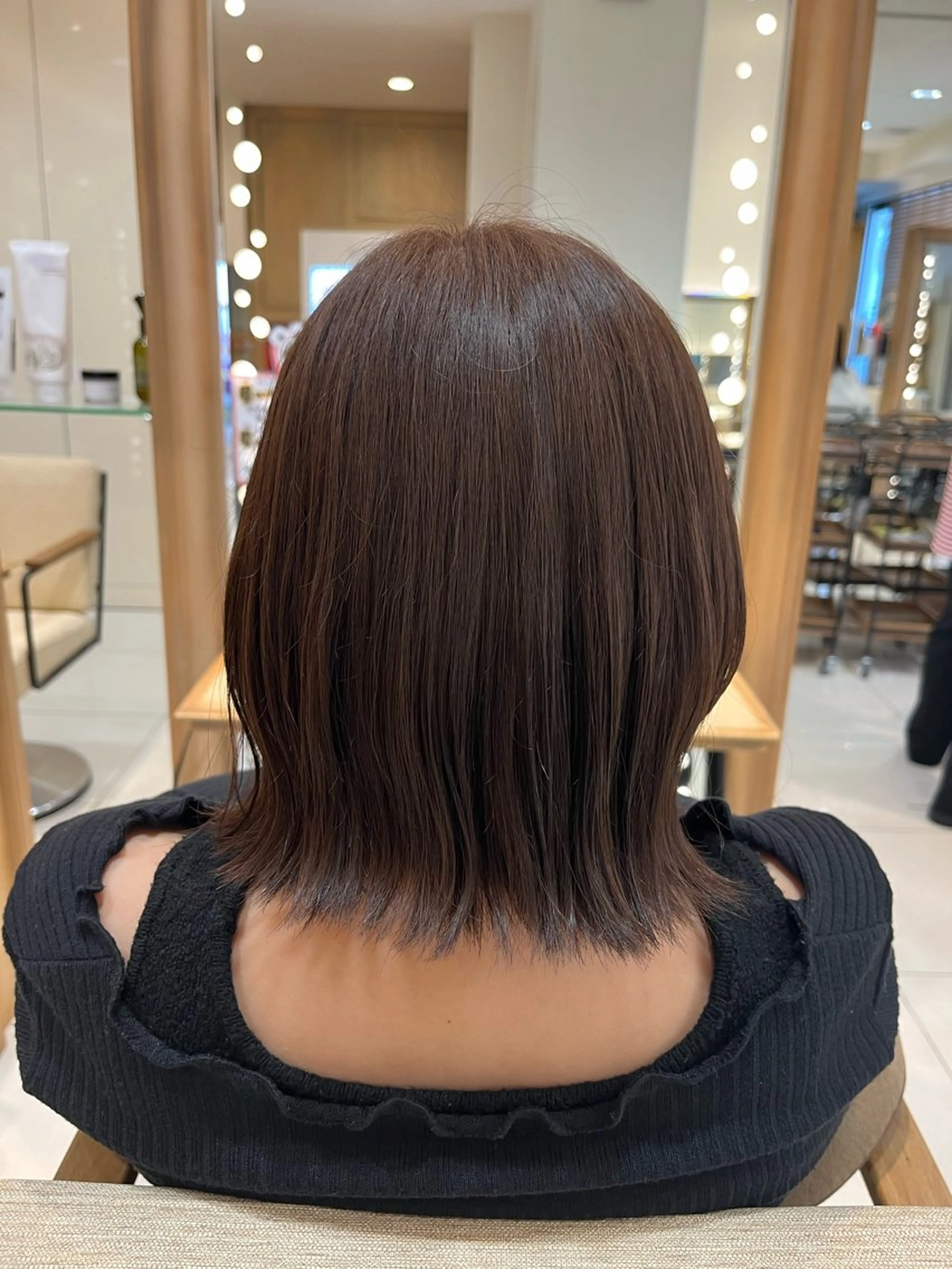 ミディアム アッシュ ヘアカラー トリートメント なつな/ 透明感カラーのヘアスタイル