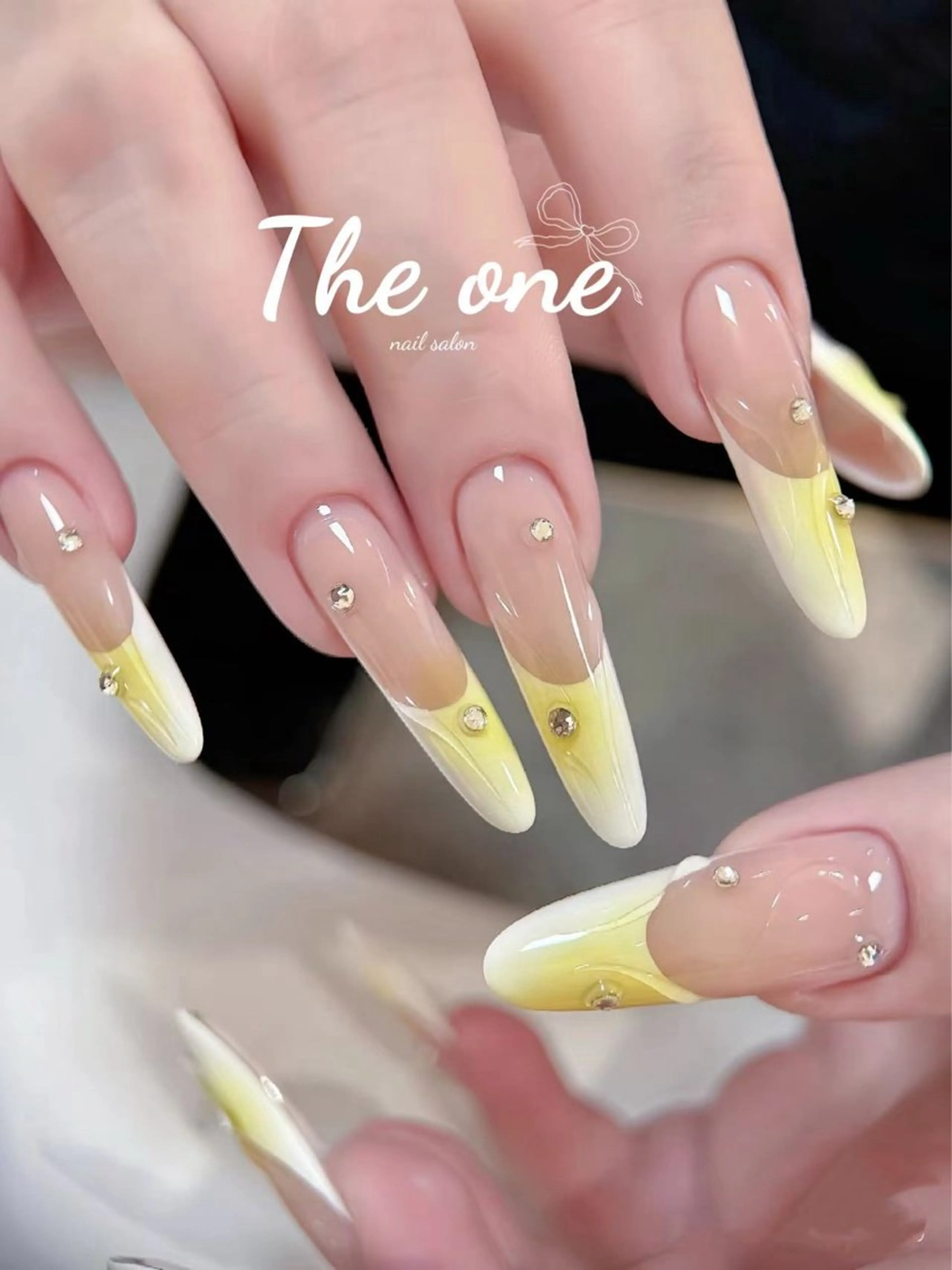ネイル The oneアオイ アオイのネイルデザイン