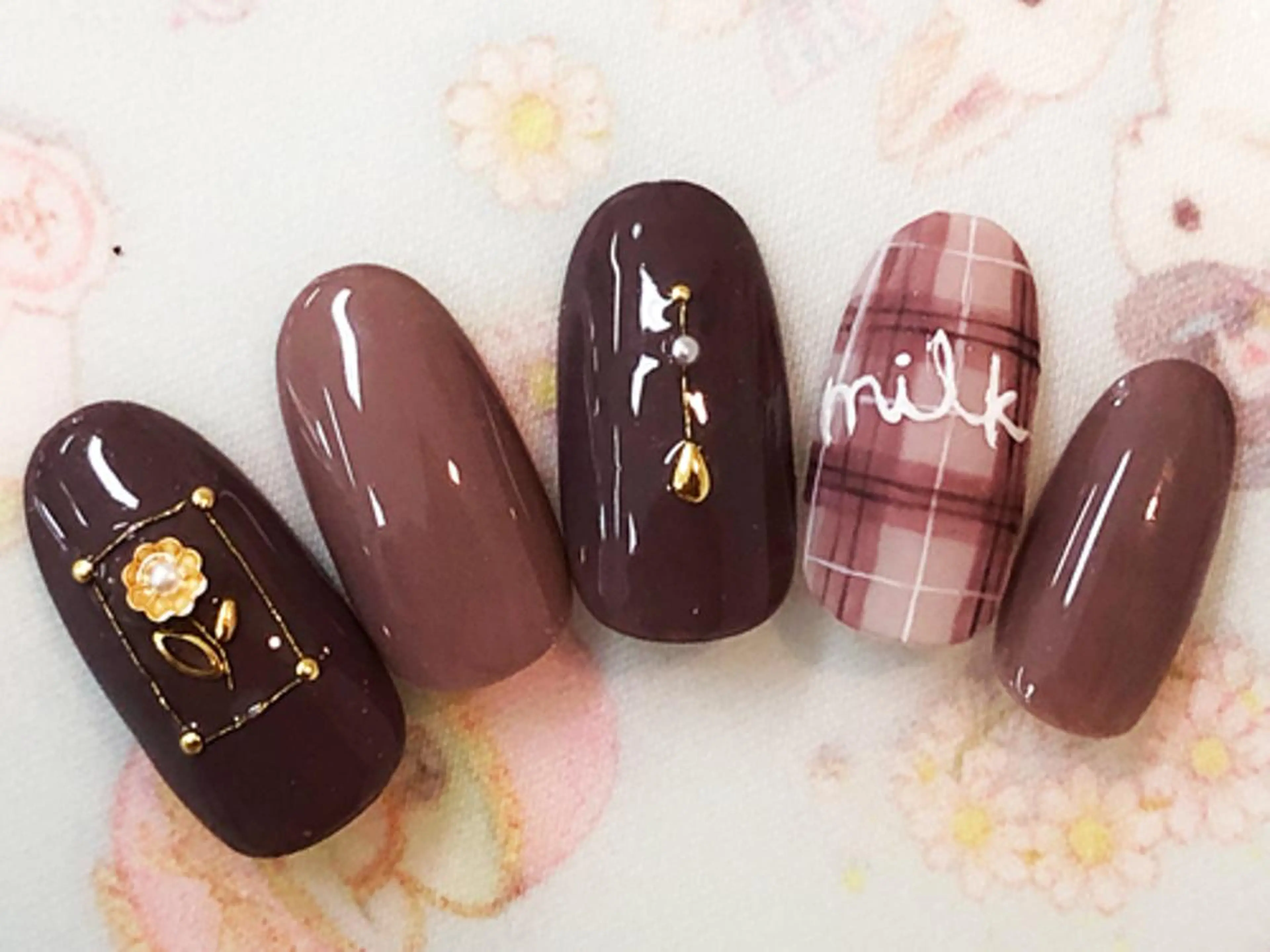 ネイル ネイルサロン レアリッチのネイルデザイン