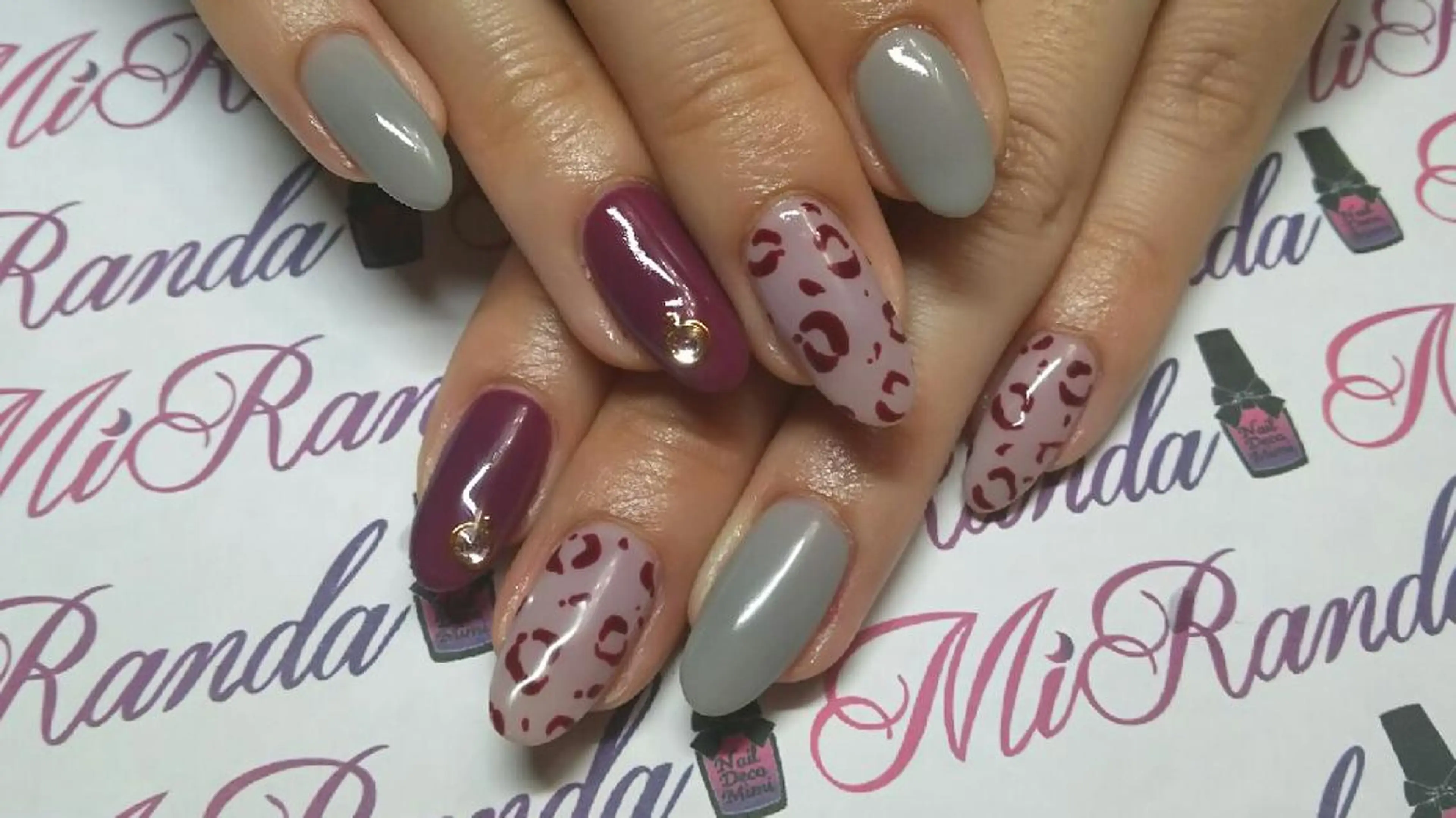 ネイル MiRanda Nail所属・MiRanda 保坂 舞のネイルデザイン