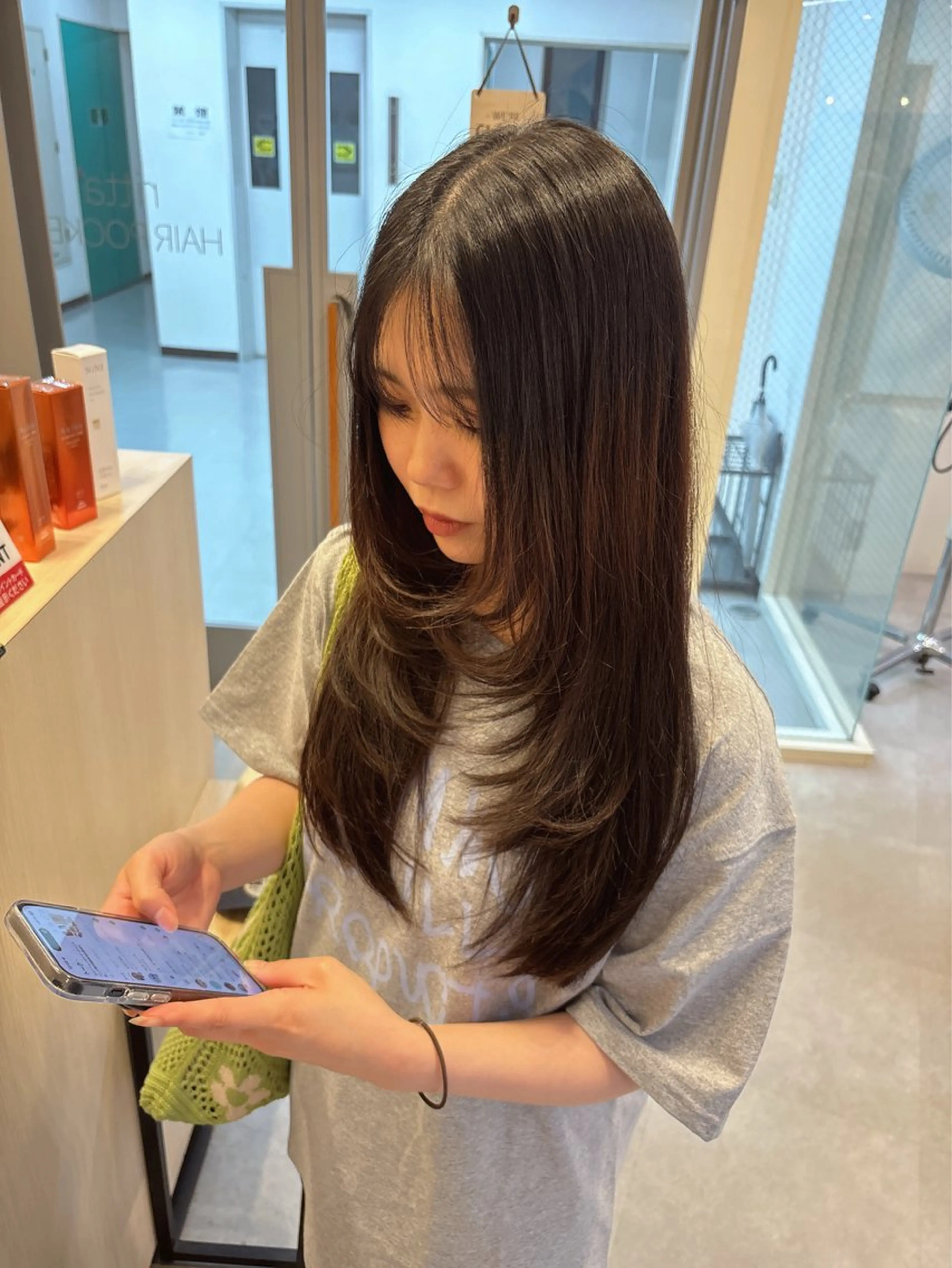 ロング レイヤーカット カット Hair pocket ritta所属・坂田 汐里のヘアスタイル