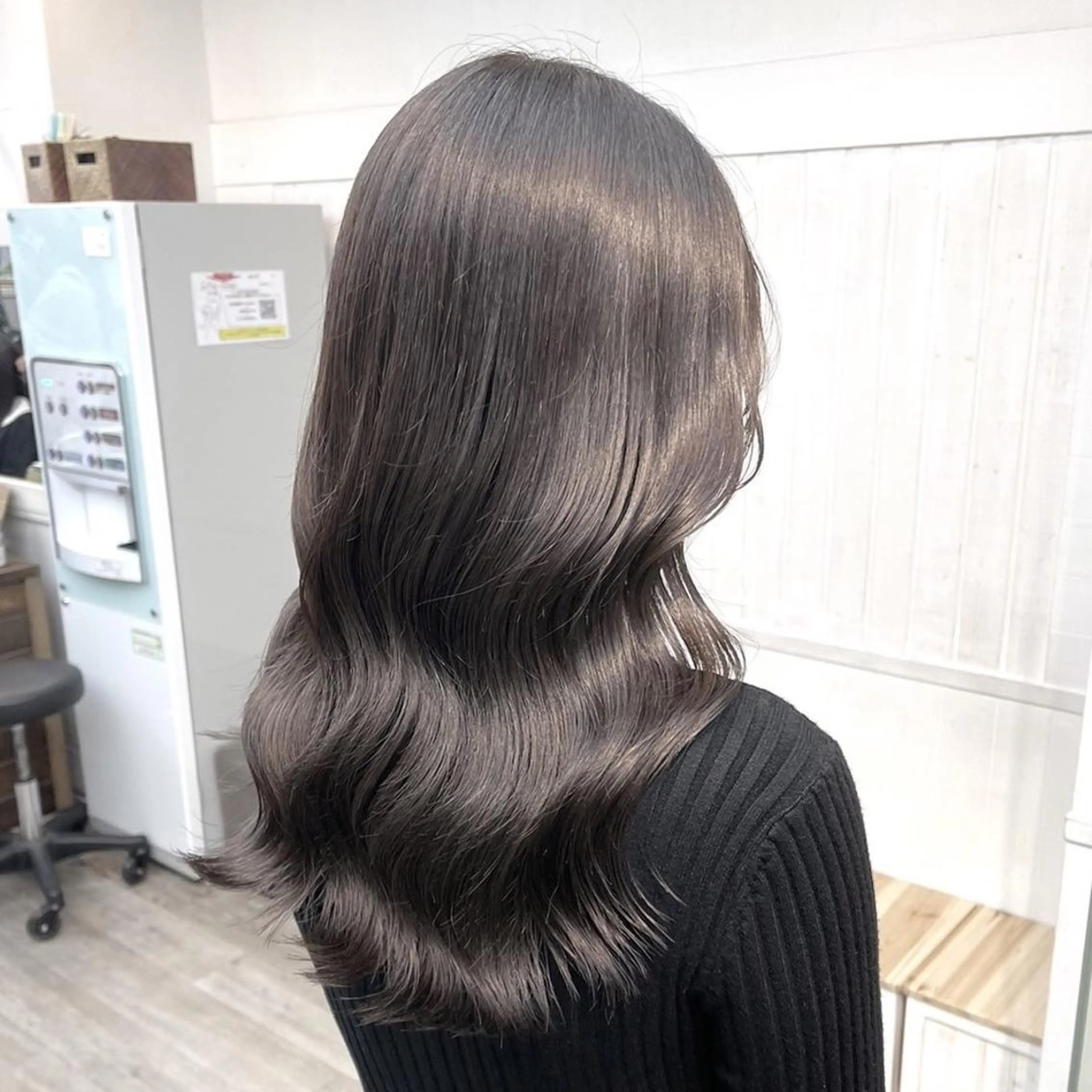 セミロング カラー アディクシーカラー アッシュ バレイヤージュ ミストバング ブリーチ カット ヘアカラー トリートメント N° anfeel 渋谷🪞🫧のヘアスタイル