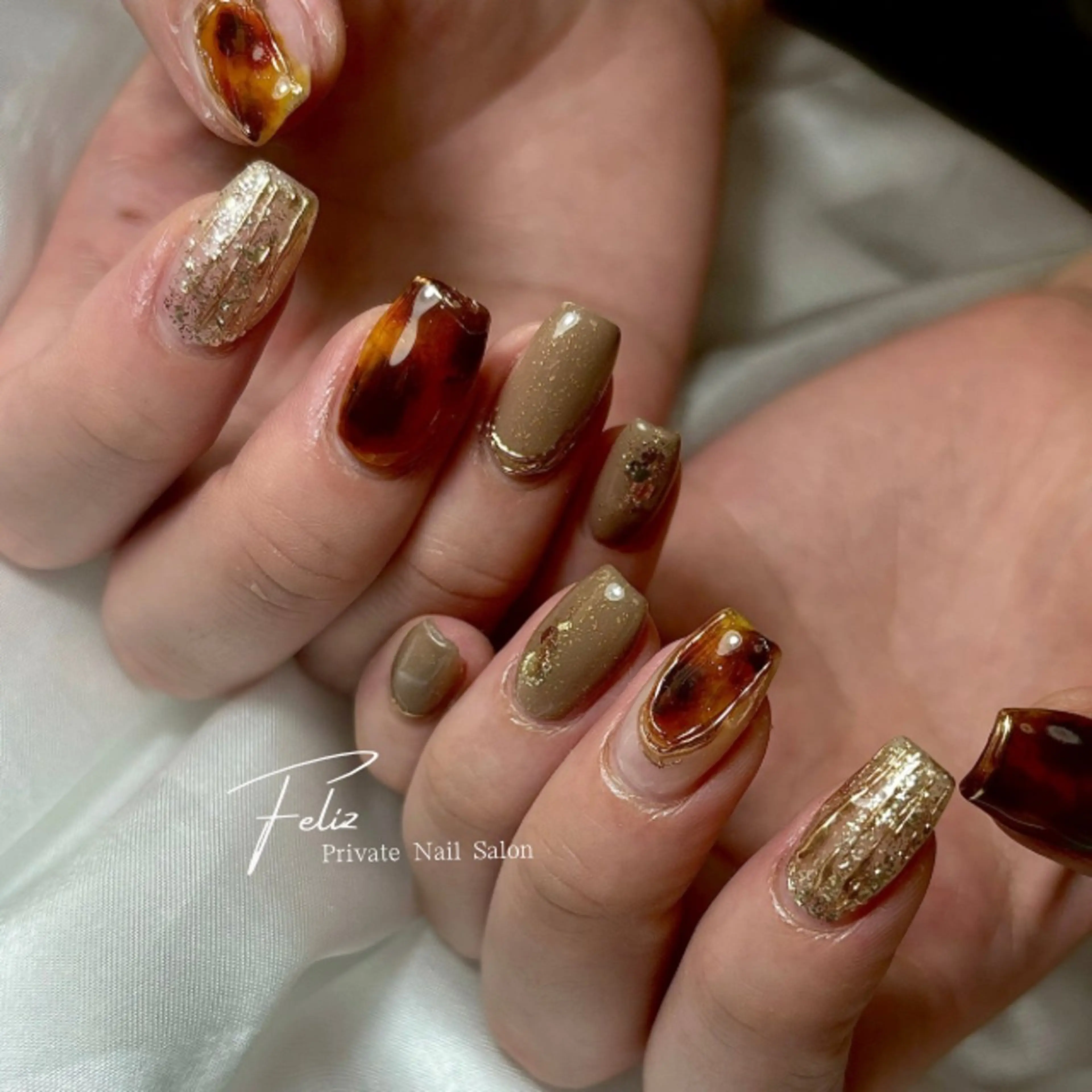 ネイル べっ甲ネイル ハンドネイル ハンドケア Feliz所属・Feliz 楽しいネイルサロンのネイルデザイン