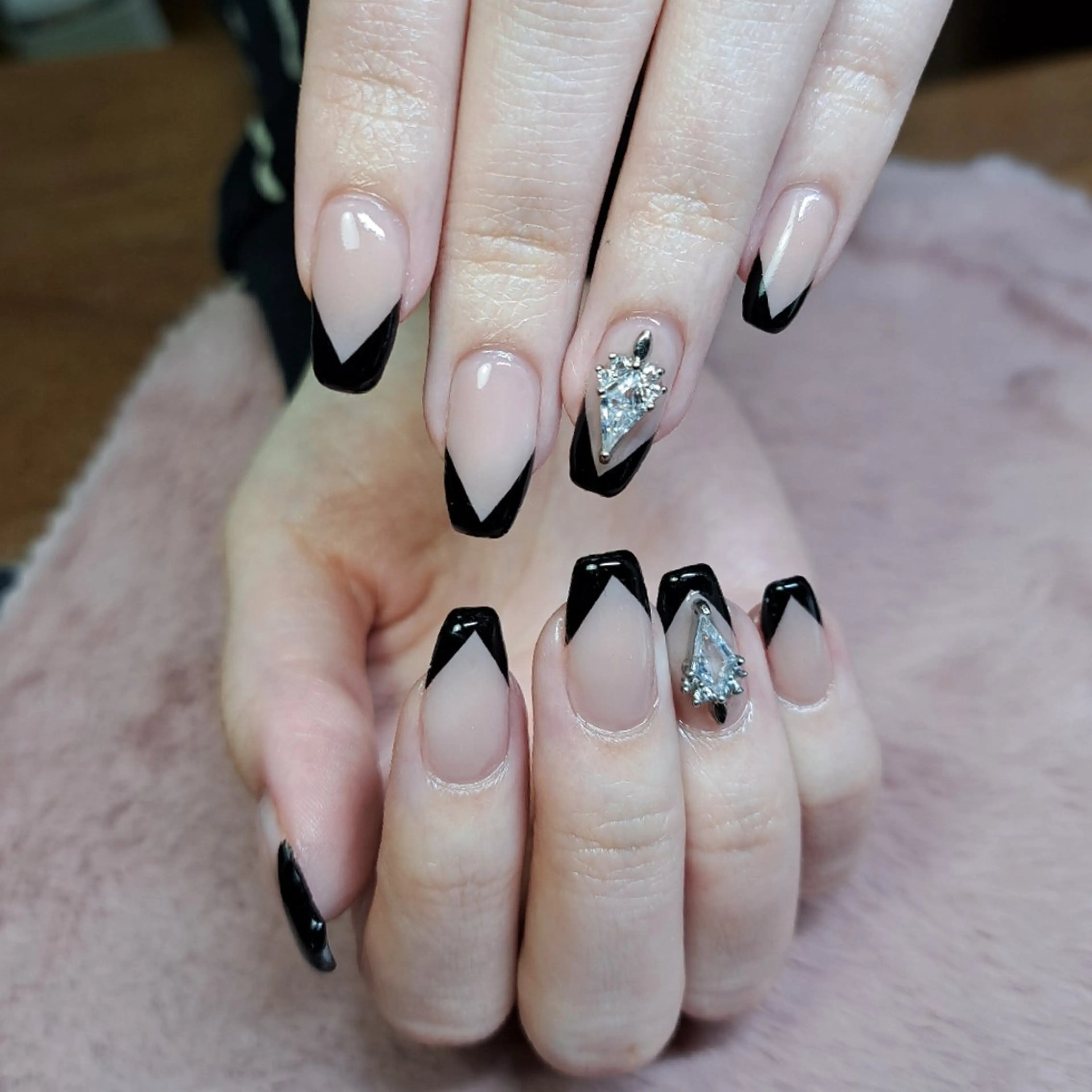 ネイル フレンチネイル HAYASHI  Nのネイルデザイン