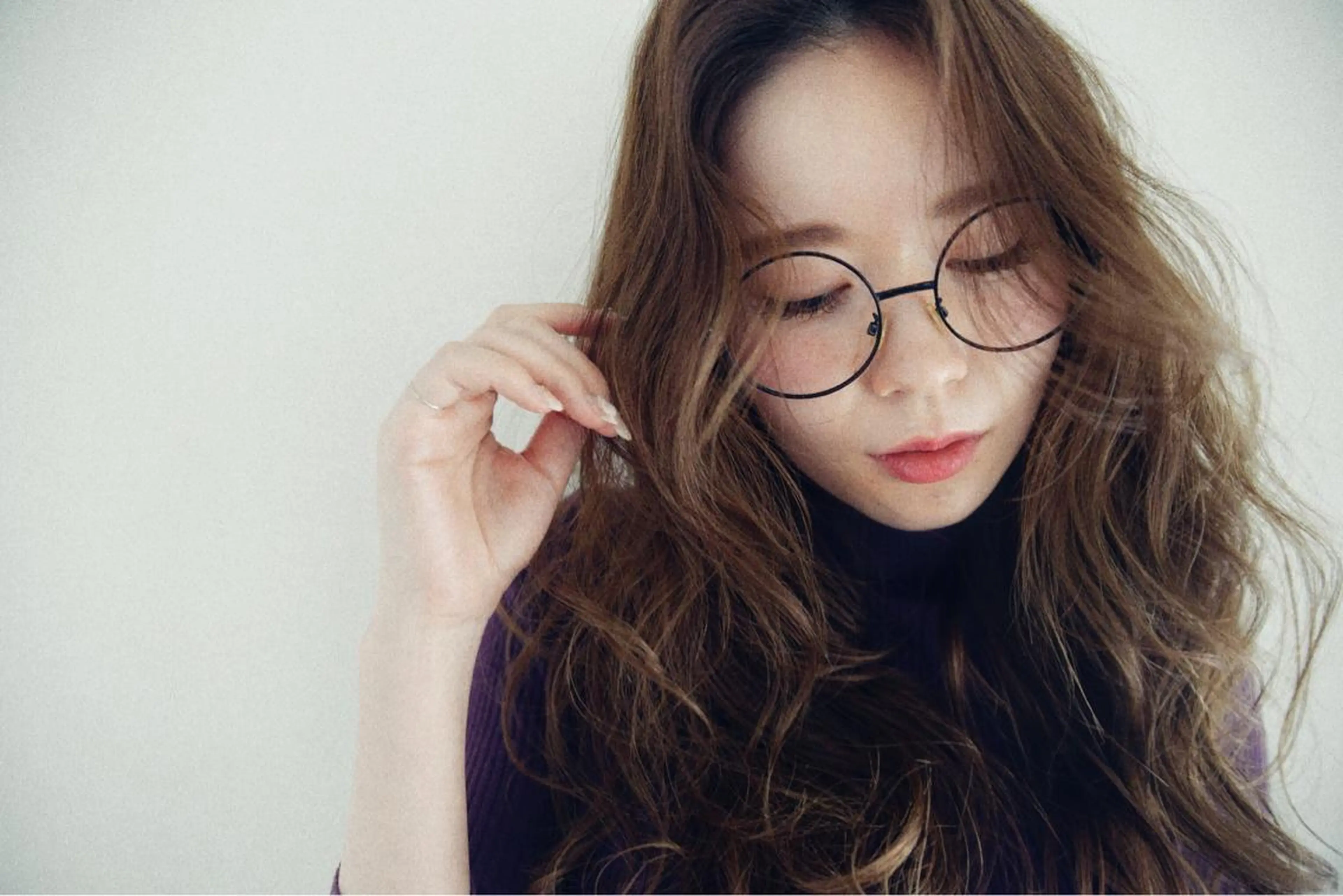 ロング カラー ヘアアレンジ AHNKISM AHNKISMのヘアスタイル