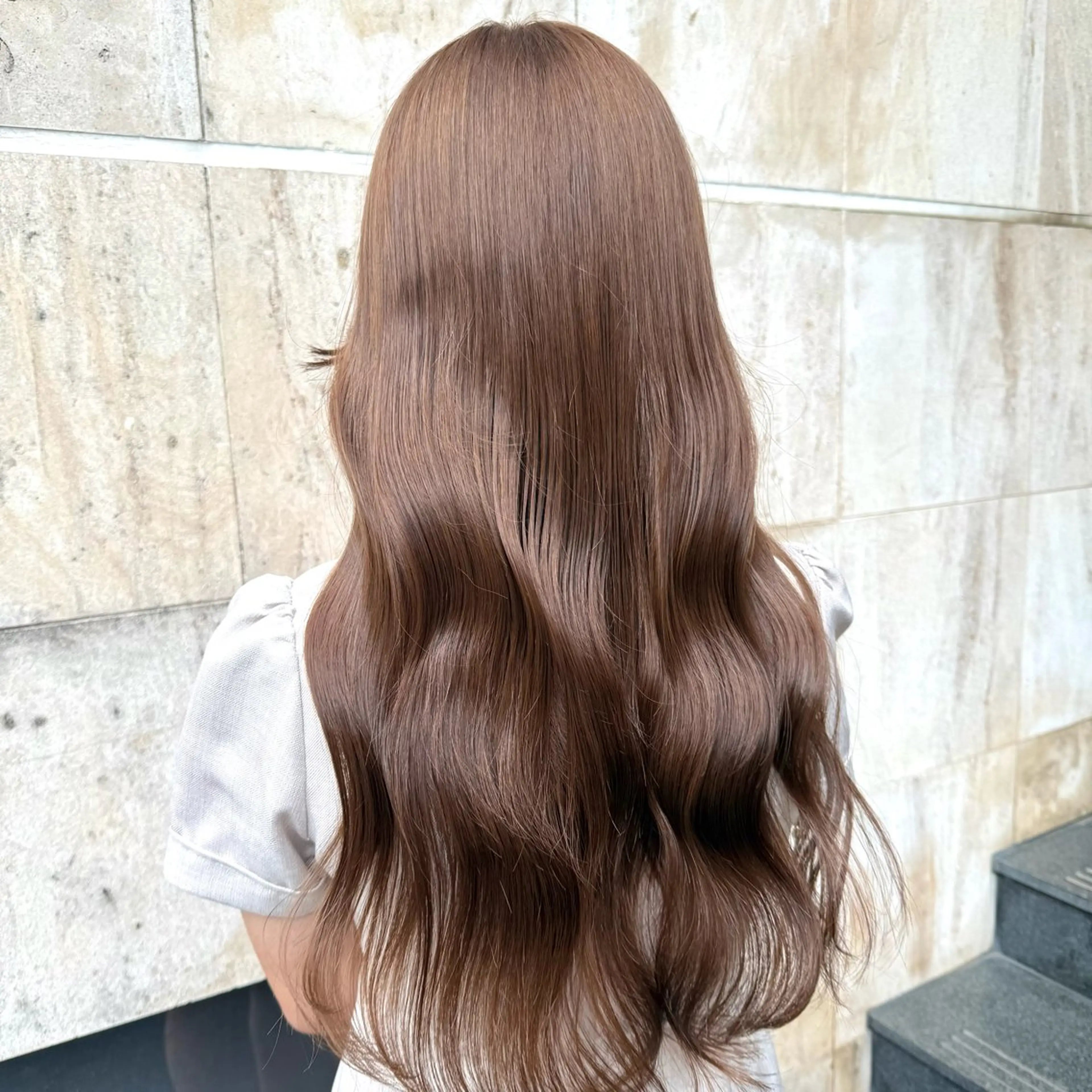ロング カラー 切りっぱなしボブ ベージュカラー ブリーチ ブラウンカラー ダブルカラー ヘアカラー トリートメント ヘッドスパ ヘアセット Wカラー/髪質改善/ 艶カラー🩶Sanaのヘアスタイル