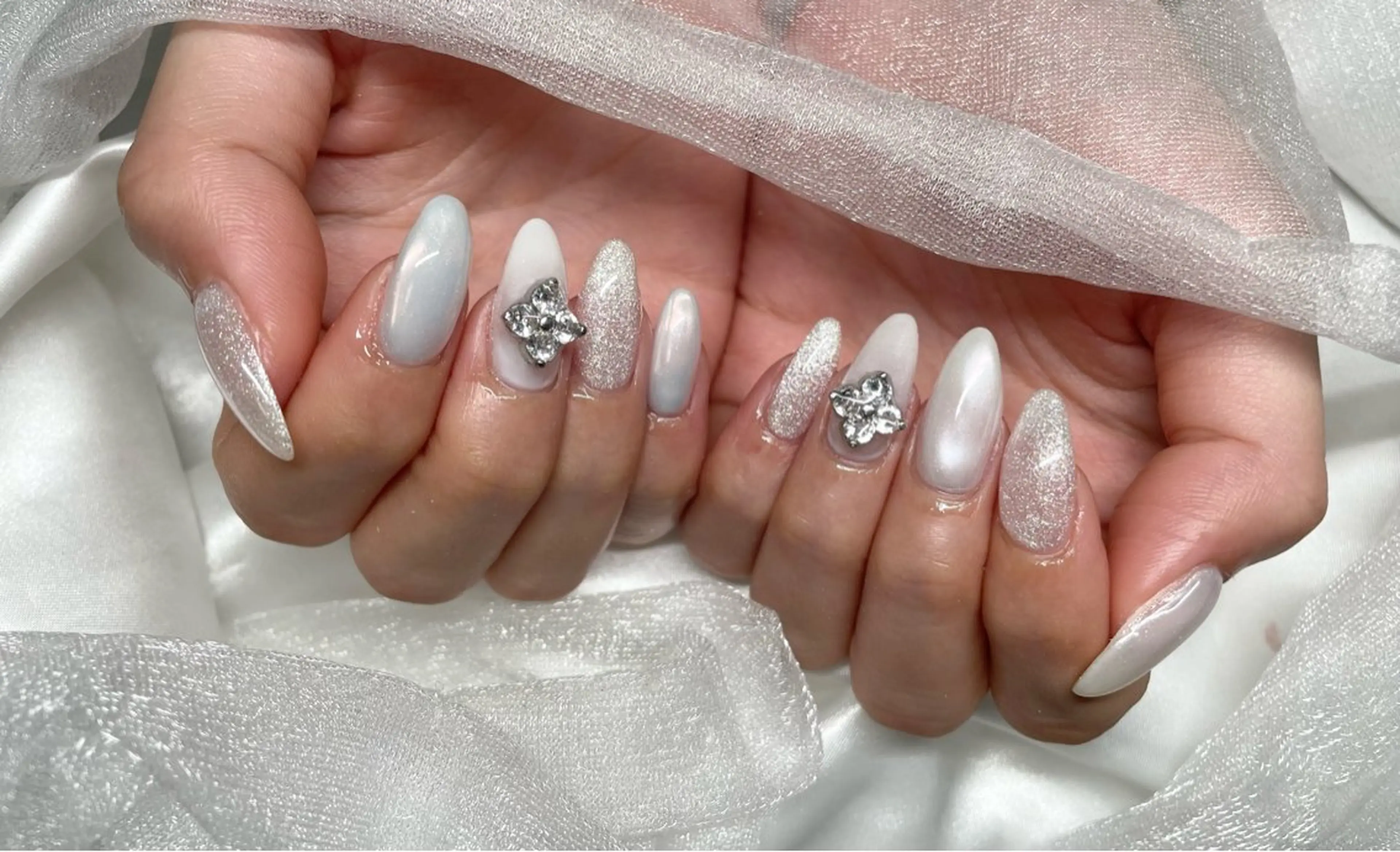 ネイル ハンドネイル Roi〈ロワ〉 Minakoのネイルデザイン