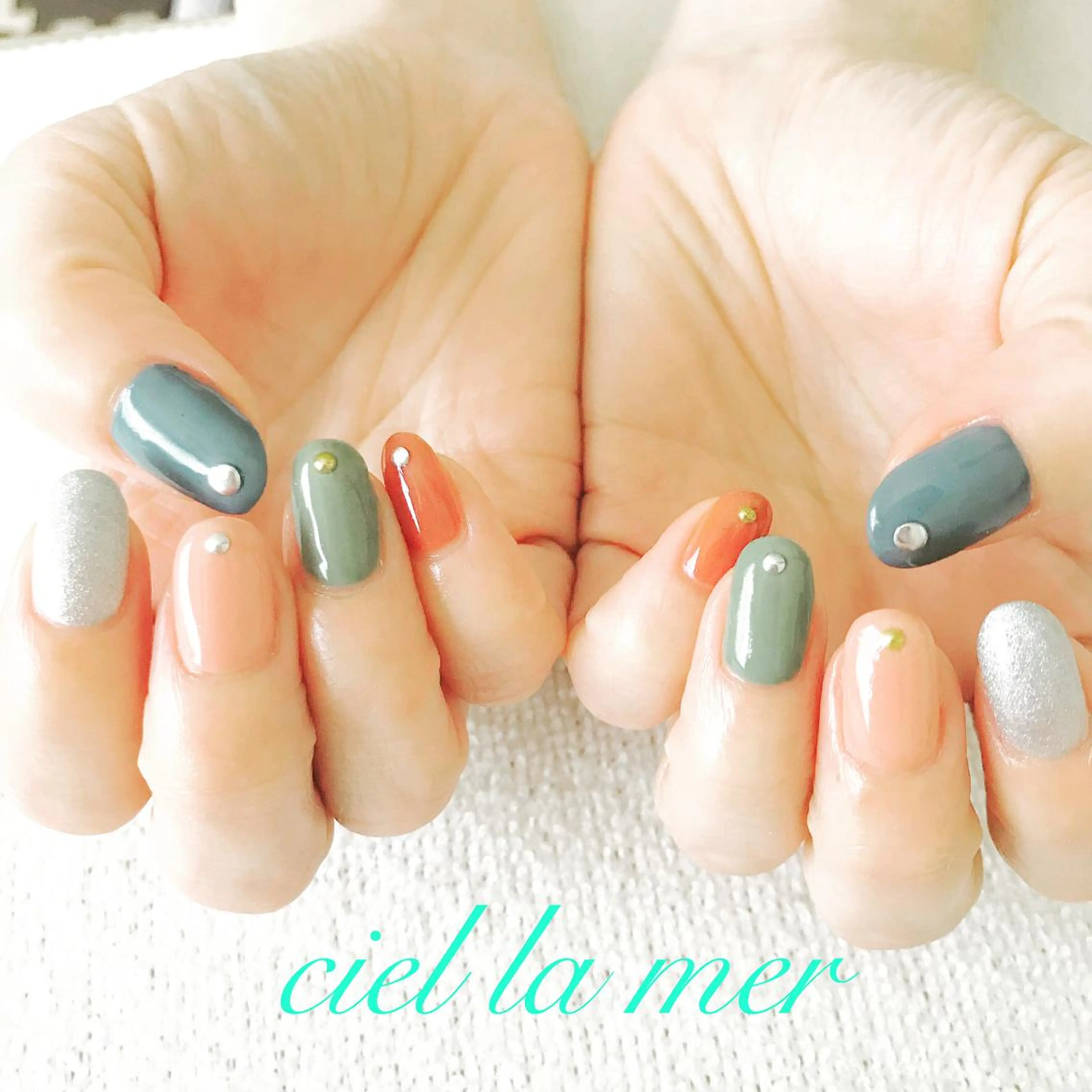 ネイル ハンドネイル フットネイル ciel la merのネイルデザイン