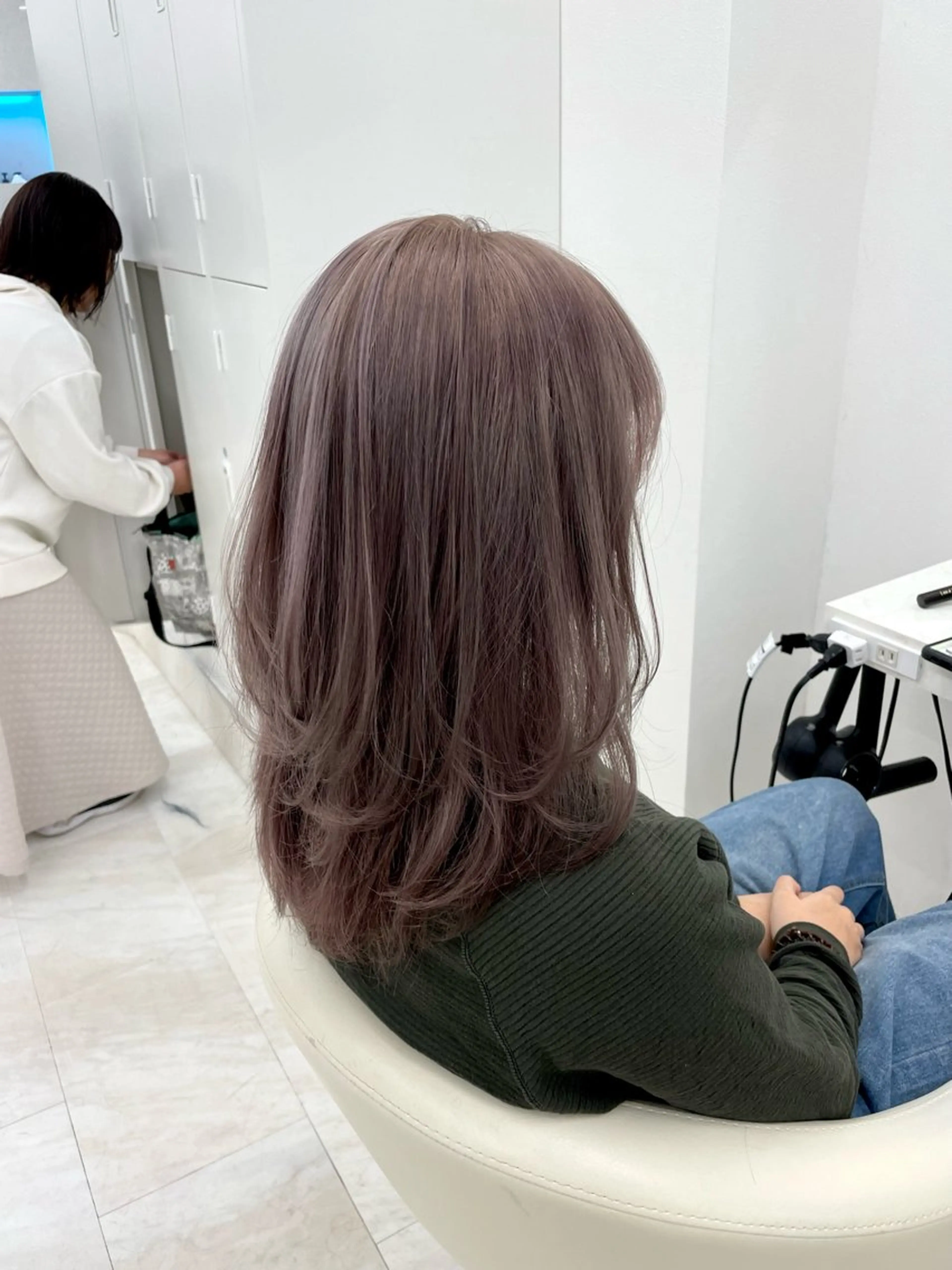 セミロング カット ヘアカラー トリートメント ウルフカット/御園 里奈のヘアスタイル