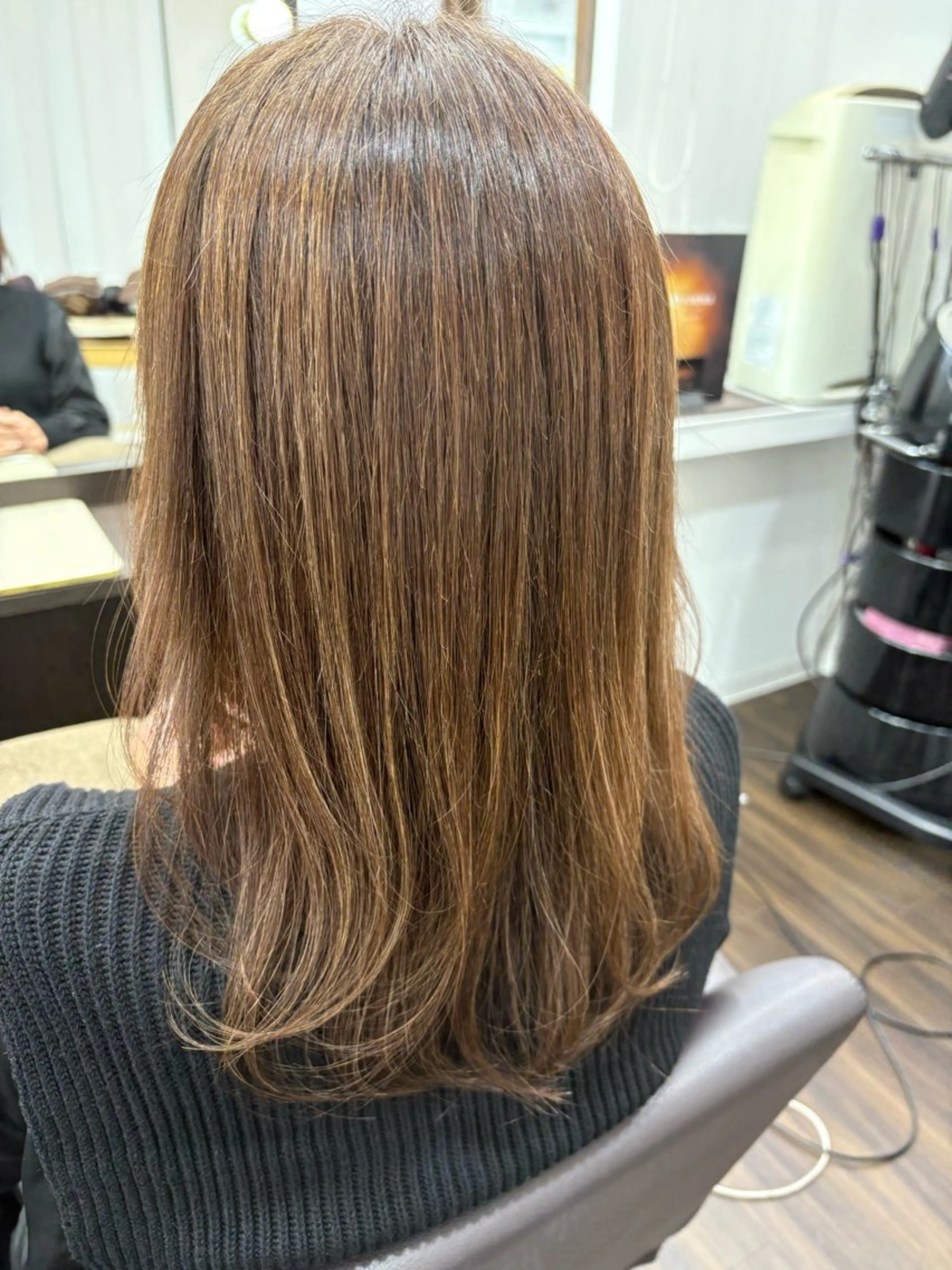 セミロング ヘアカラー トリートメント 髪質改善FORMA 💫S.Katohのヘアスタイル