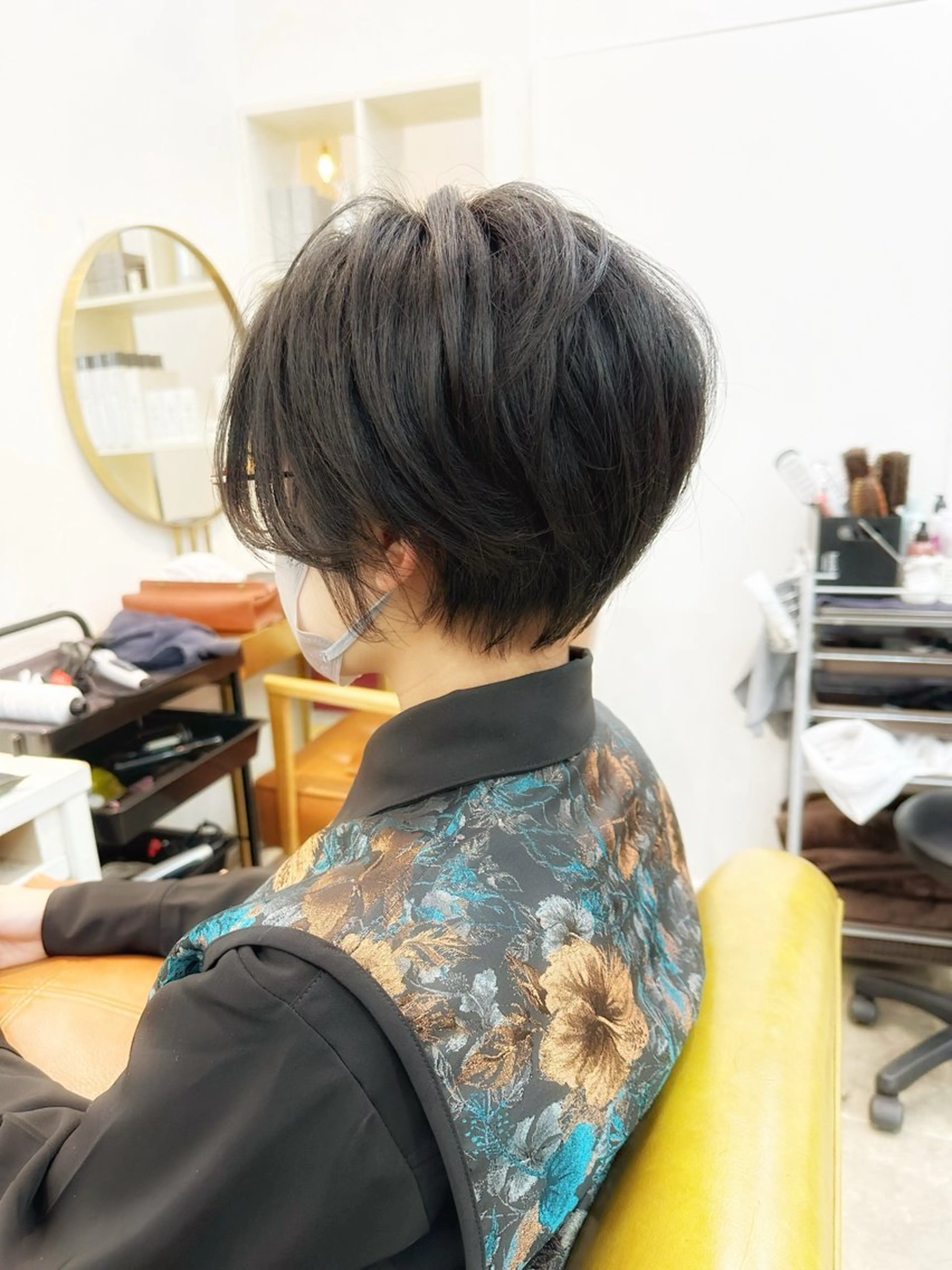 ショート ショートボブ ハンサムショート ボブ くせ毛 ショートヘア カット newline銀座所属・銀座ショート/ 大人ショート/金子涼のヘアスタイル