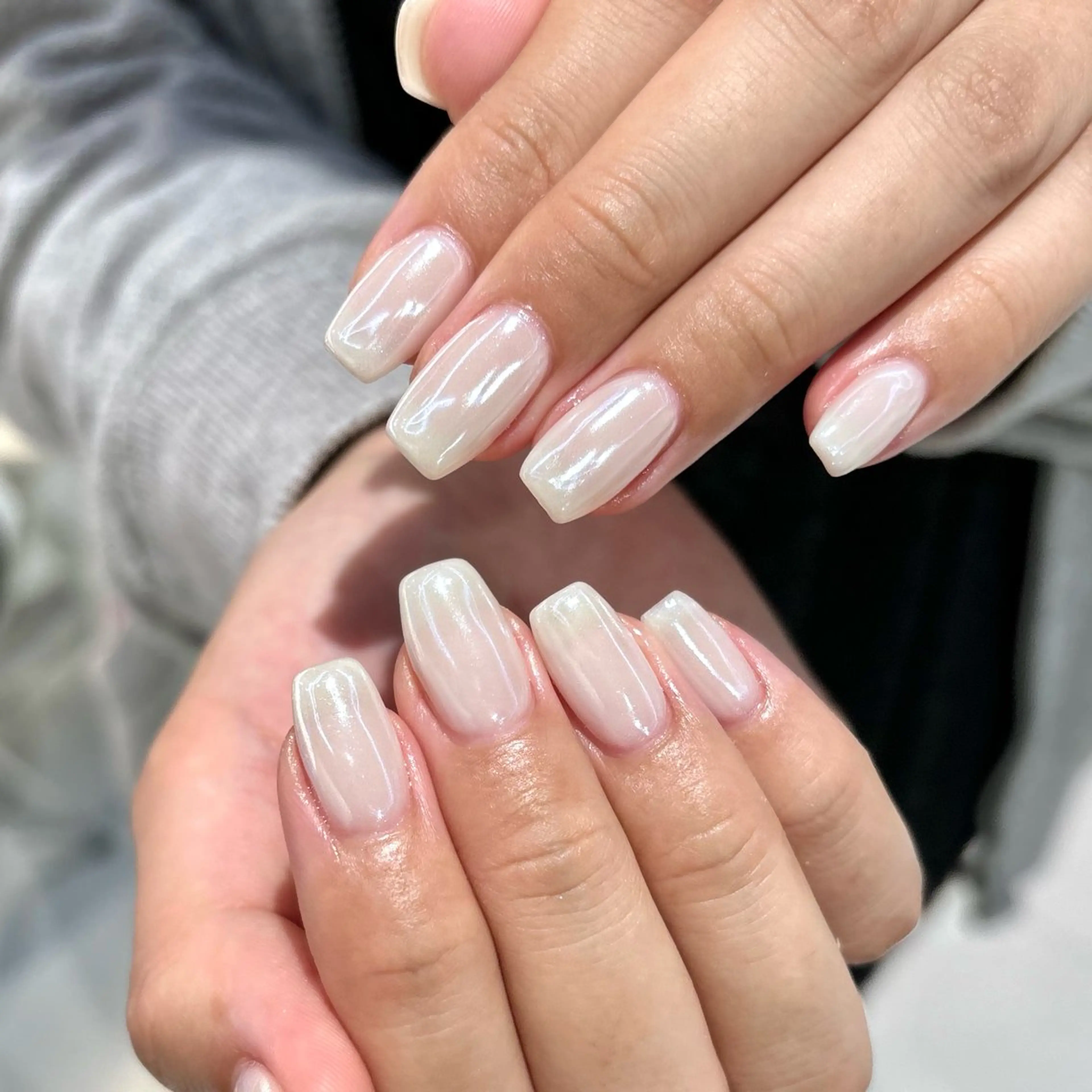 ネイル オーロラネイル ミラーネイル ハンドネイル CLALA Makoのネイルデザイン