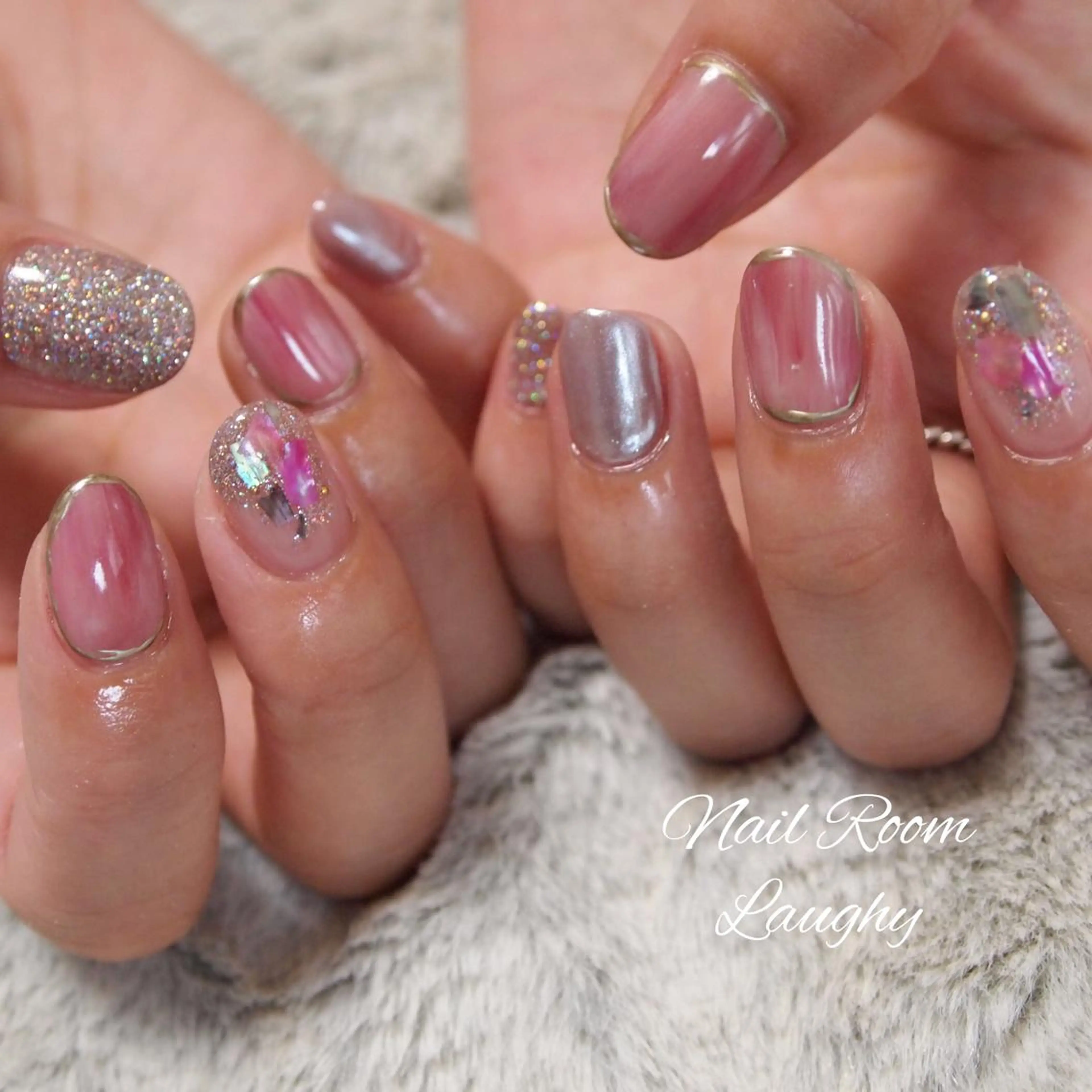 ネイル Nail Room Laughyのネイルデザイン