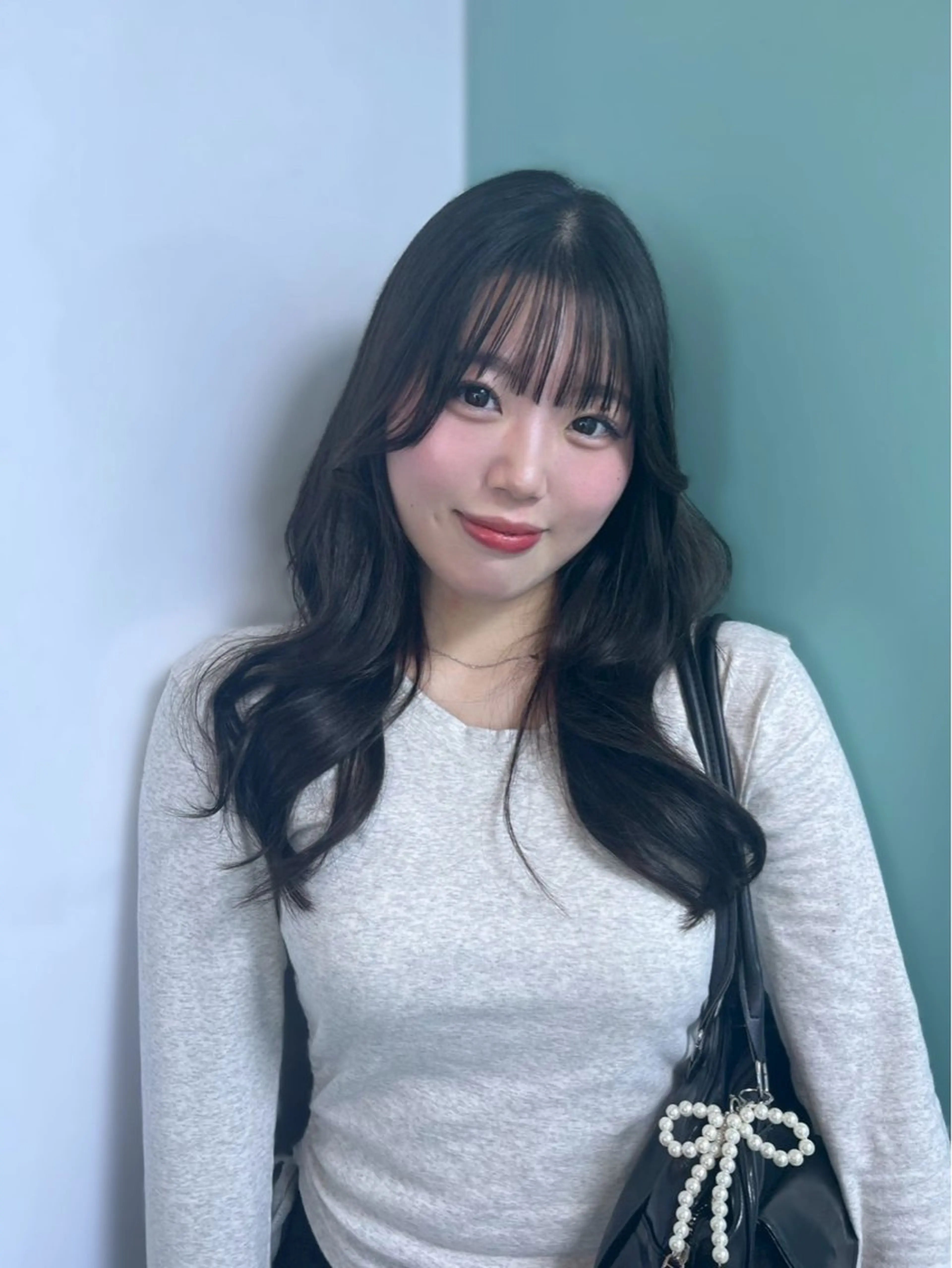 セミロング 羽鳥 菜々子のヘアスタイル