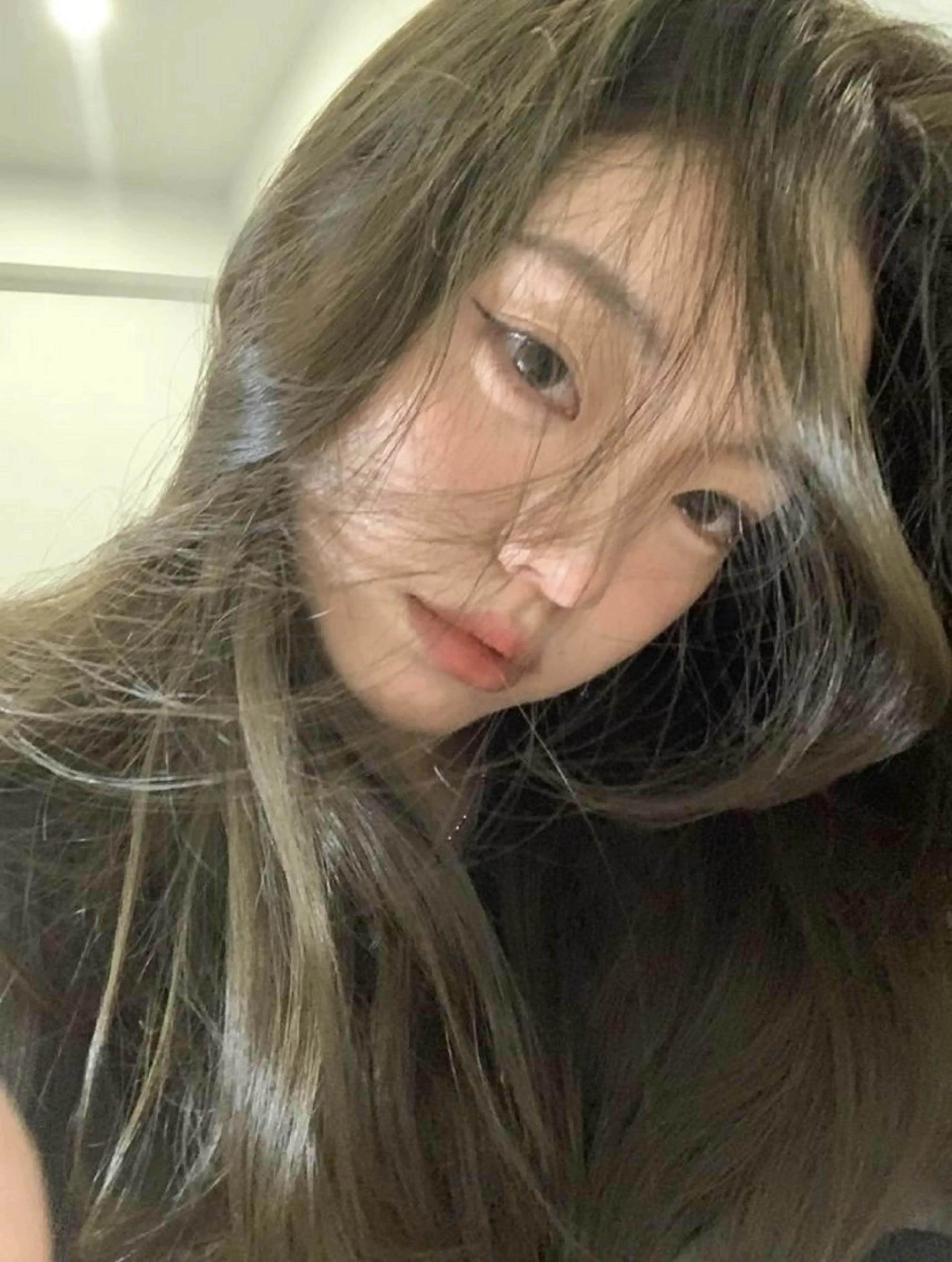 ミディアム カラー ベージュカラー ブリーチ ブリーチなしカラー オリーブベージュ カット ヘアカラー トリートメント サロウィン　神戸三宮店所属・三宮No.1ブリーチ 無しカラー/杉山太貴のヘアスタイル