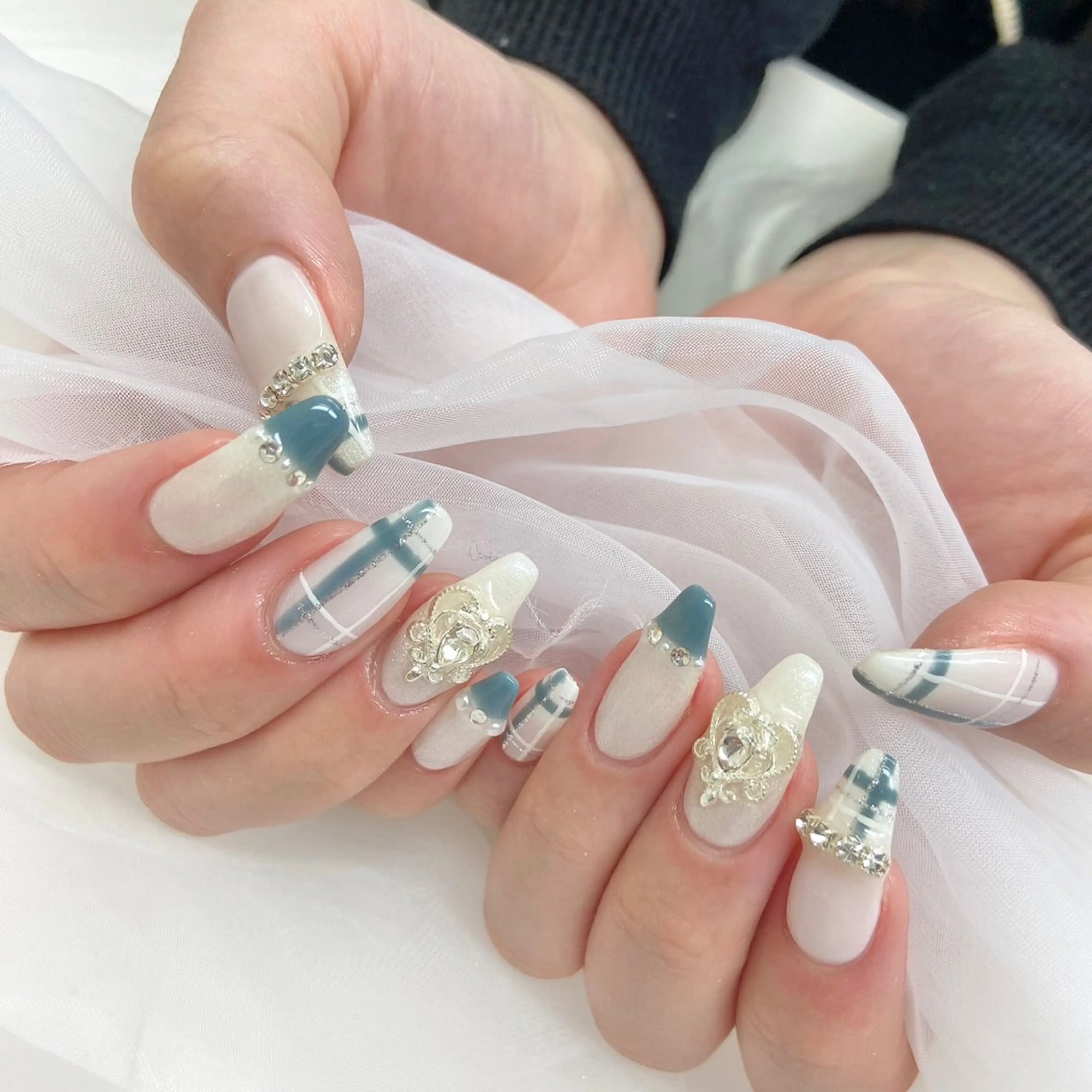 ロング ハンドネイル nail jaol池袋店所属・ネイルJaol 池袋のネイルデザイン