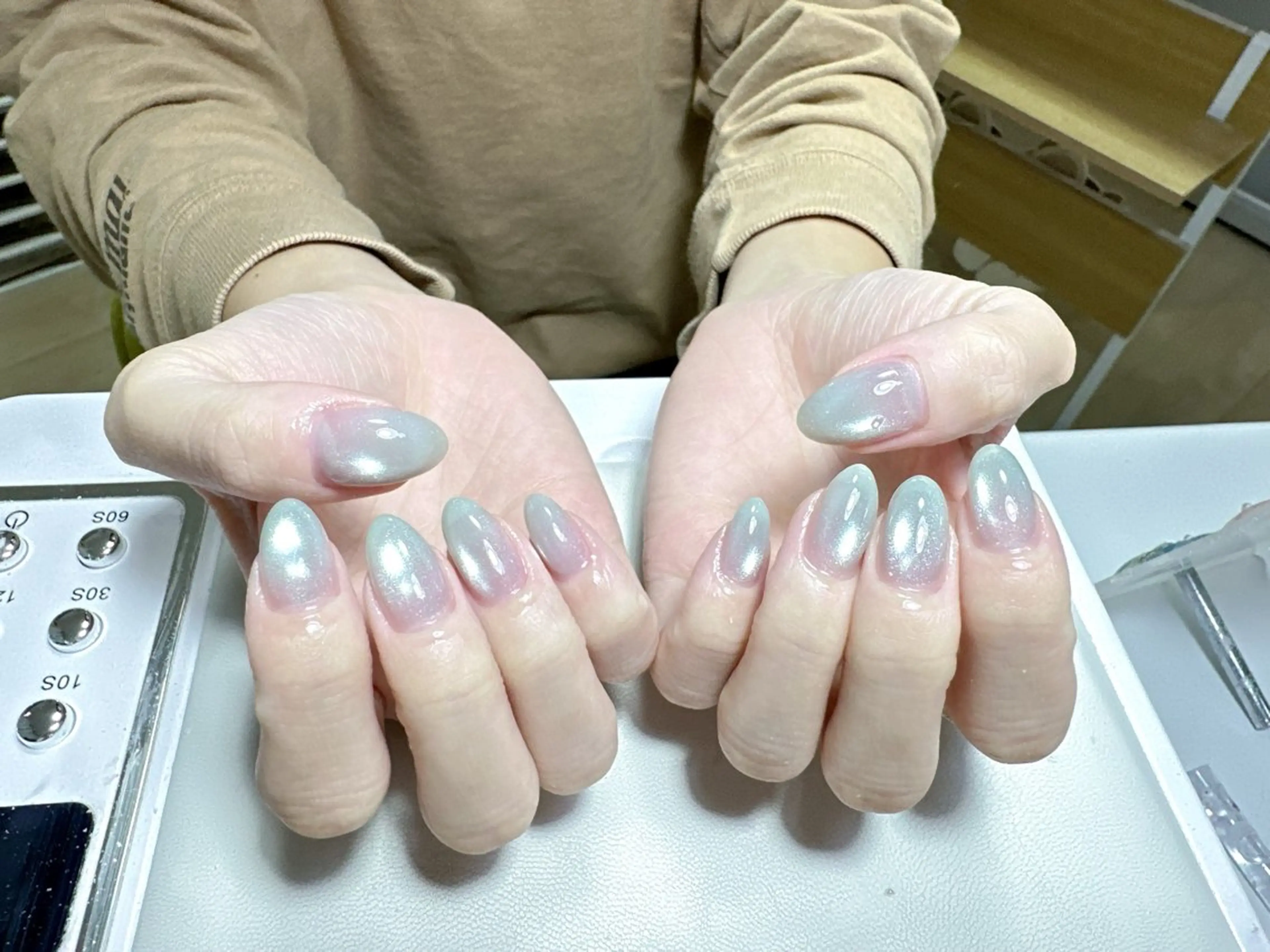 ネイル ハンドネイル NAIL CIRCLESのネイルデザイン