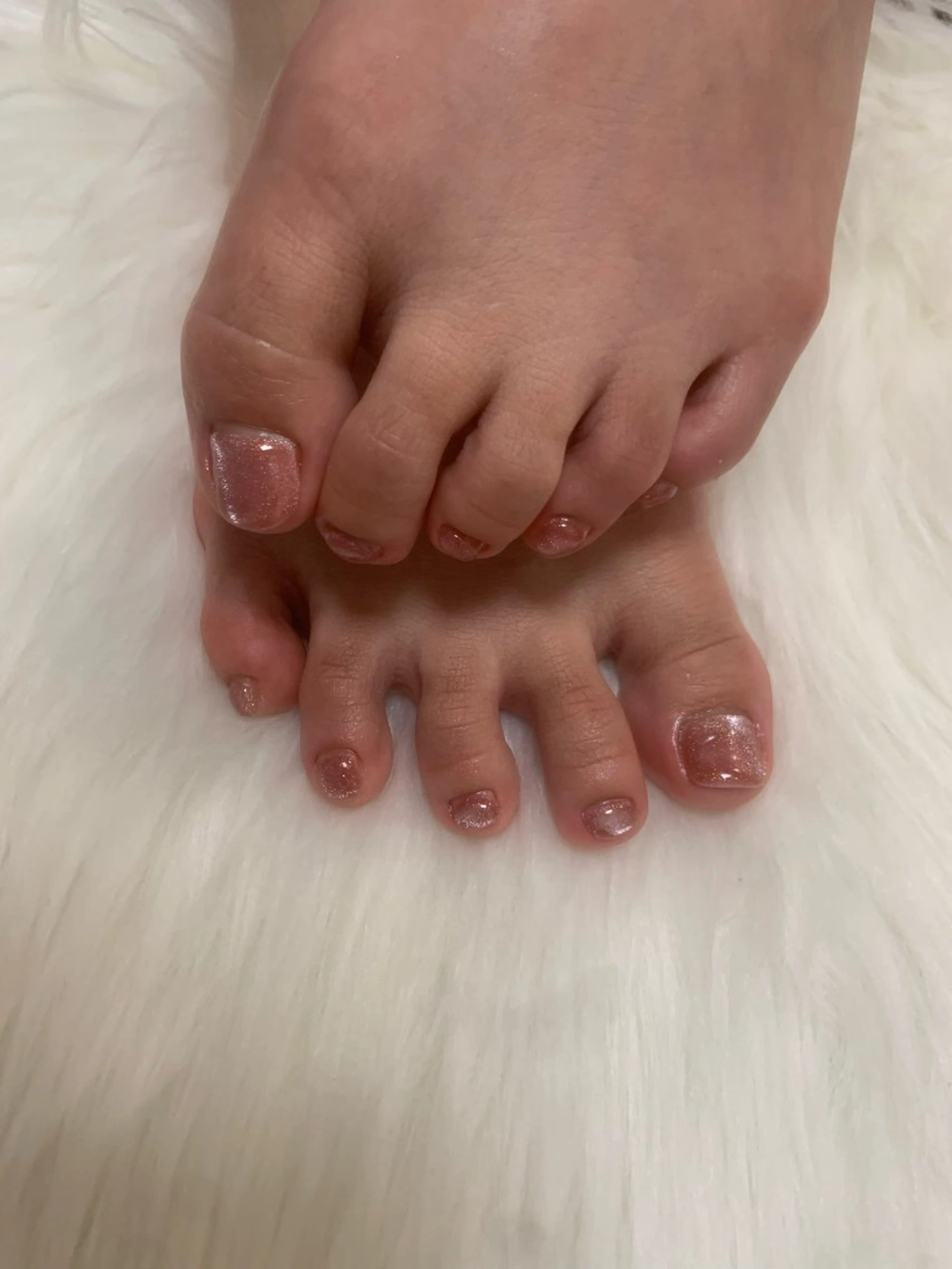 ネイル マグネットネイル 赤色 ハンドネイル nail salon E.U.B所属・nailsalon E.U.Bのネイルデザイン